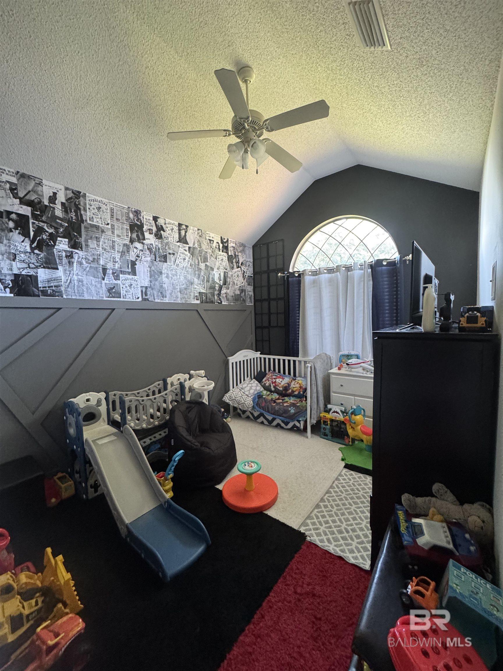 395936 | Photo 11