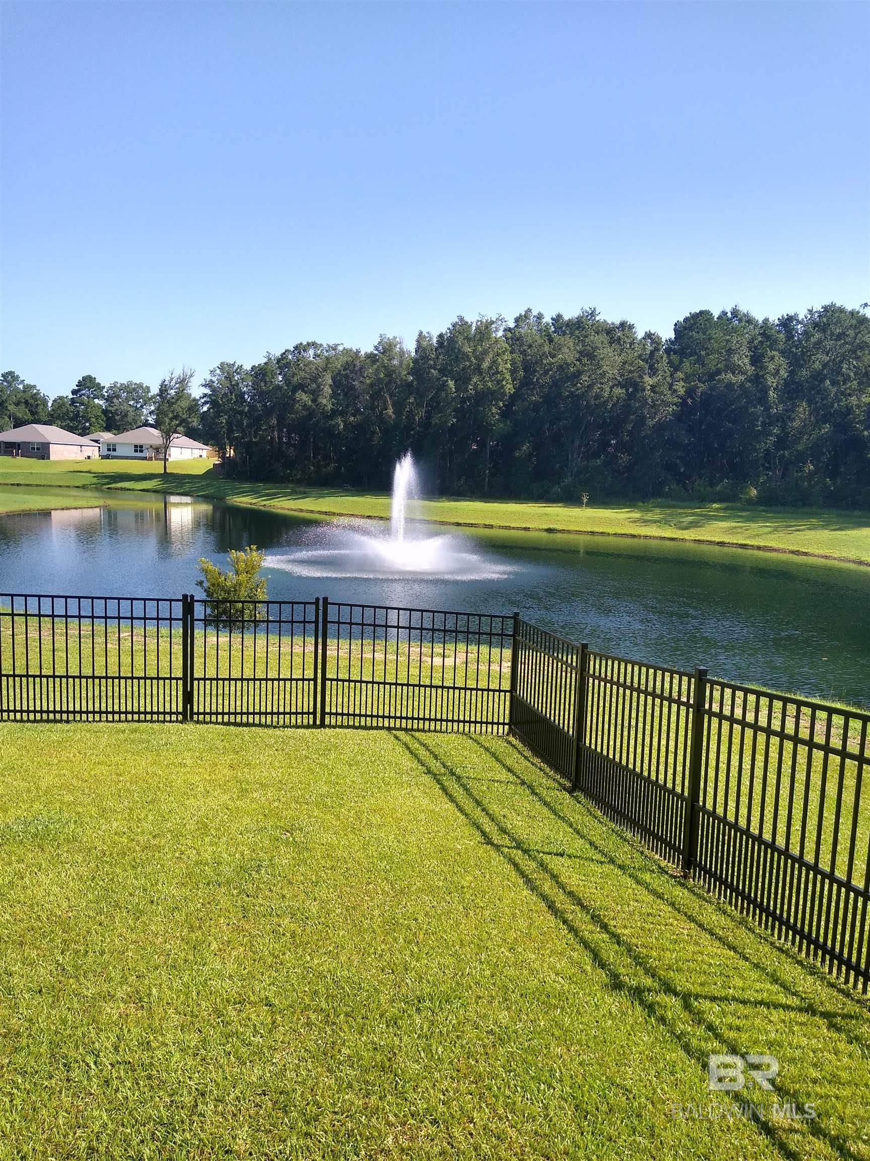 https://zimg.paragon.ice.com/ParagonImages/Property/PG/BCAR/395940/3/0/0/260746df9f92b245425b4169d410eaf1/7/ee9d28ffb41bb56ca2c96f30cfa7769f/395940-90b54424-4492-4c7b-b410-32178271ead0.JPG