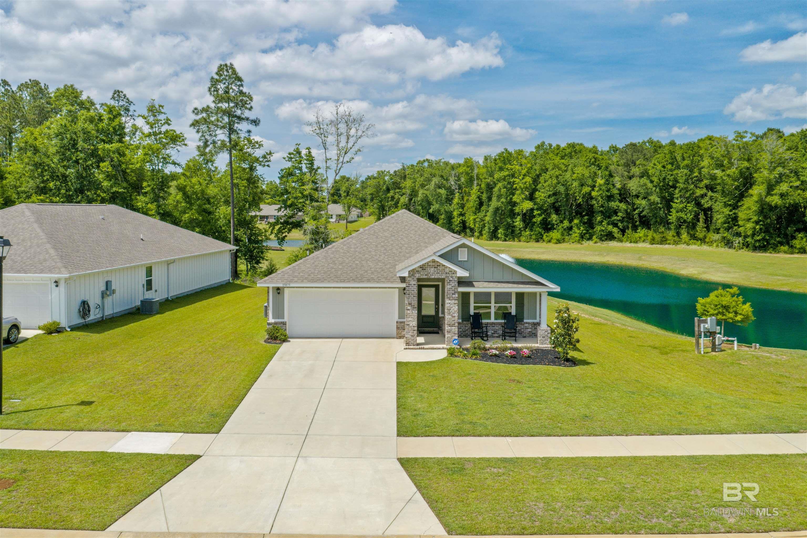 https://zimg.paragon.ice.com/ParagonImages/Property/PG/BCAR/395940/49/0/0/ebc74d485dba7c40b5463ca97d504405/7/ee9d28ffb41bb56ca2c96f30cfa7769f/395940-c5472db3-481c-497e-8b84-86abde07af45.JPG