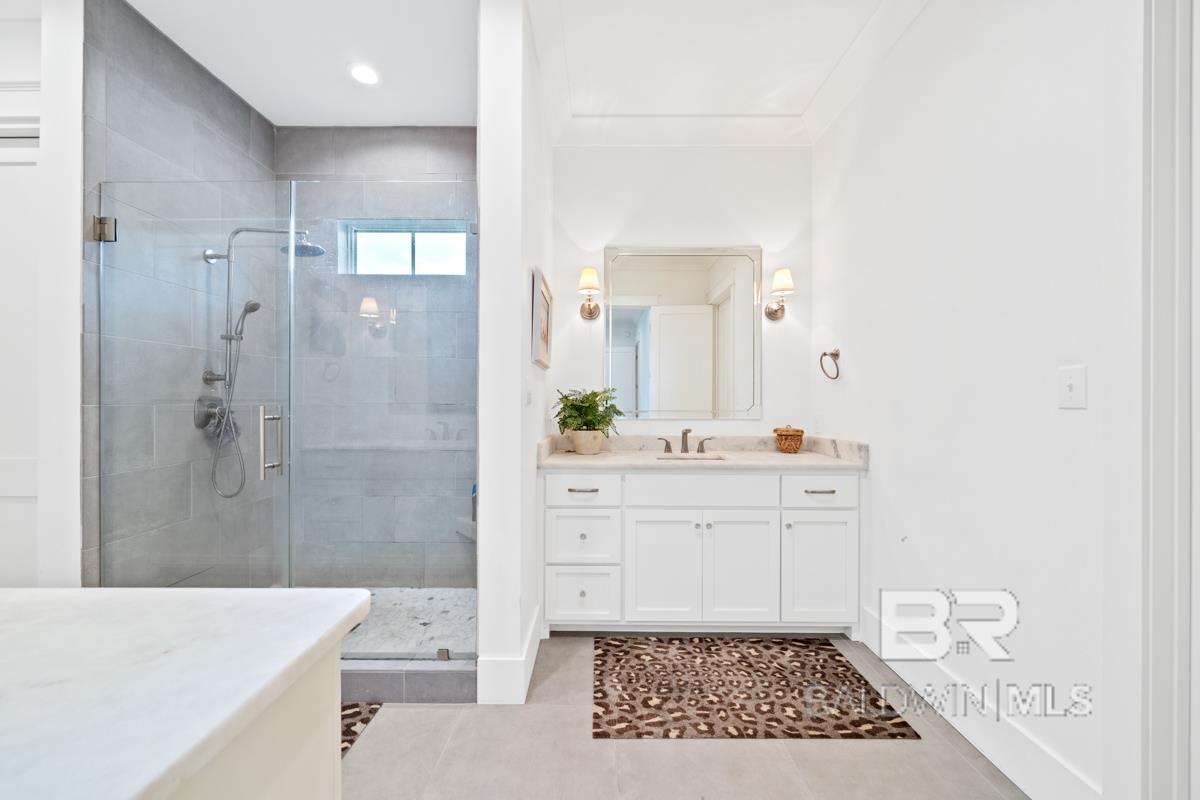 https://zimg.paragon.ice.com/ParagonImages/Property/PG/BCAR/395944/20/0/0/ad07f5db9cf14a4b61f14c365a6b223b/7/7de504bf05816787c61e6c80f1ae66f4/395944-B08A367F-242C-438B-9128-D8D1B6EE1532.JPG