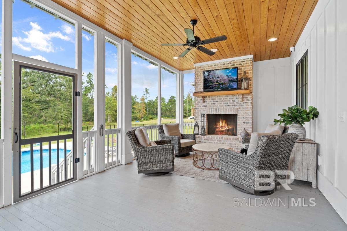 https://zimg.paragon.ice.com/ParagonImages/Property/PG/BCAR/395944/28/0/0/f91195d721689ab04fe4b4ffc1f6ff2c/7/7de504bf05816787c61e6c80f1ae66f4/395944-577C6C8C-2077-4558-B9E8-DD0286662053.JPG