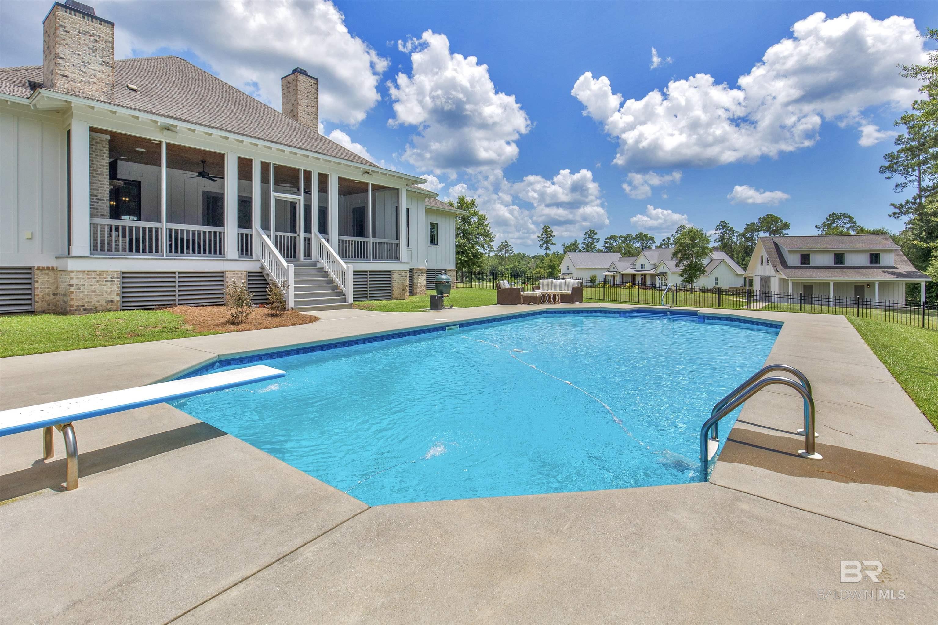 https://zimg.paragon.ice.com/ParagonImages/Property/PG/BCAR/395944/33/0/0/6fcafc483d424fc01a6673bde67fb03e/7/7de504bf05816787c61e6c80f1ae66f4/395944-386BA745-5D33-4FC3-9C6B-0ECDBA37FB54.JPG