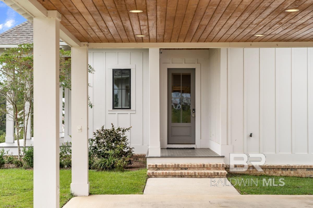 https://zimg.paragon.ice.com/ParagonImages/Property/PG/BCAR/395944/4/0/0/f7a652ad077a96efb3a263a9d5bfbd3a/7/7de504bf05816787c61e6c80f1ae66f4/395944-67861520-D13F-4A2E-8E90-9C66F0447AFE.JPG