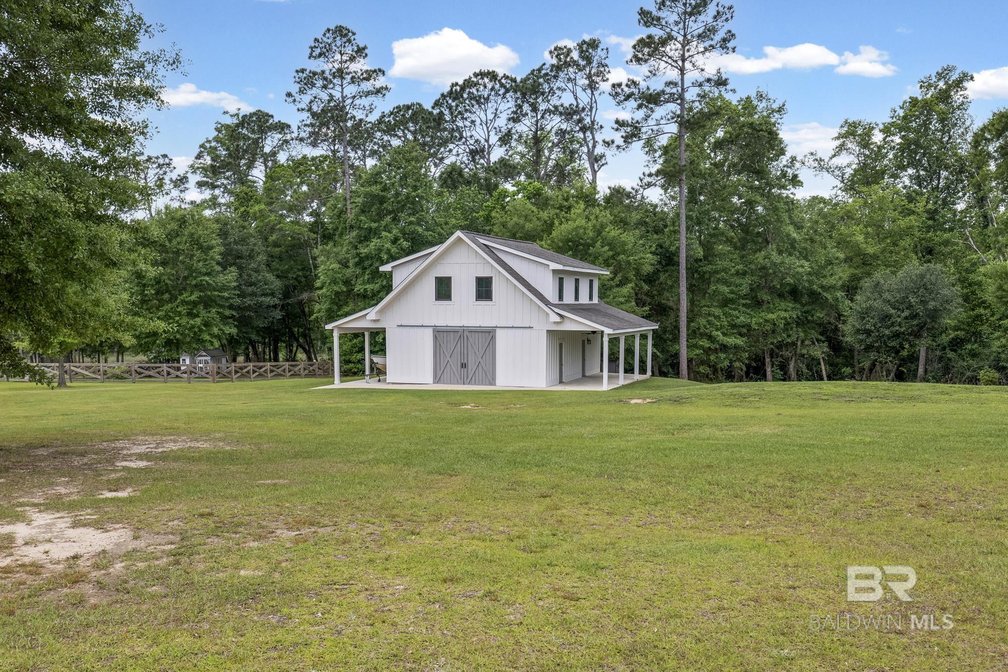 https://zimg.paragon.ice.com/ParagonImages/Property/PG/BCAR/395944/58/0/0/632d156014290e21af4bedd198da8514/7/7de504bf05816787c61e6c80f1ae66f4/395944-54603e2b-3815-4882-a1a6-17ab8472d313.JPG
