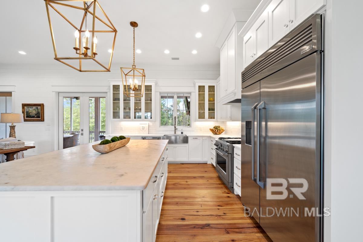https://zimg.paragon.ice.com/ParagonImages/Property/PG/BCAR/395944/9/0/0/7e4fd598bf495f7917f03881e04e5c71/7/7de504bf05816787c61e6c80f1ae66f4/395944-C19DD82E-EB28-46E2-958E-AD484D2CD8E9.JPG