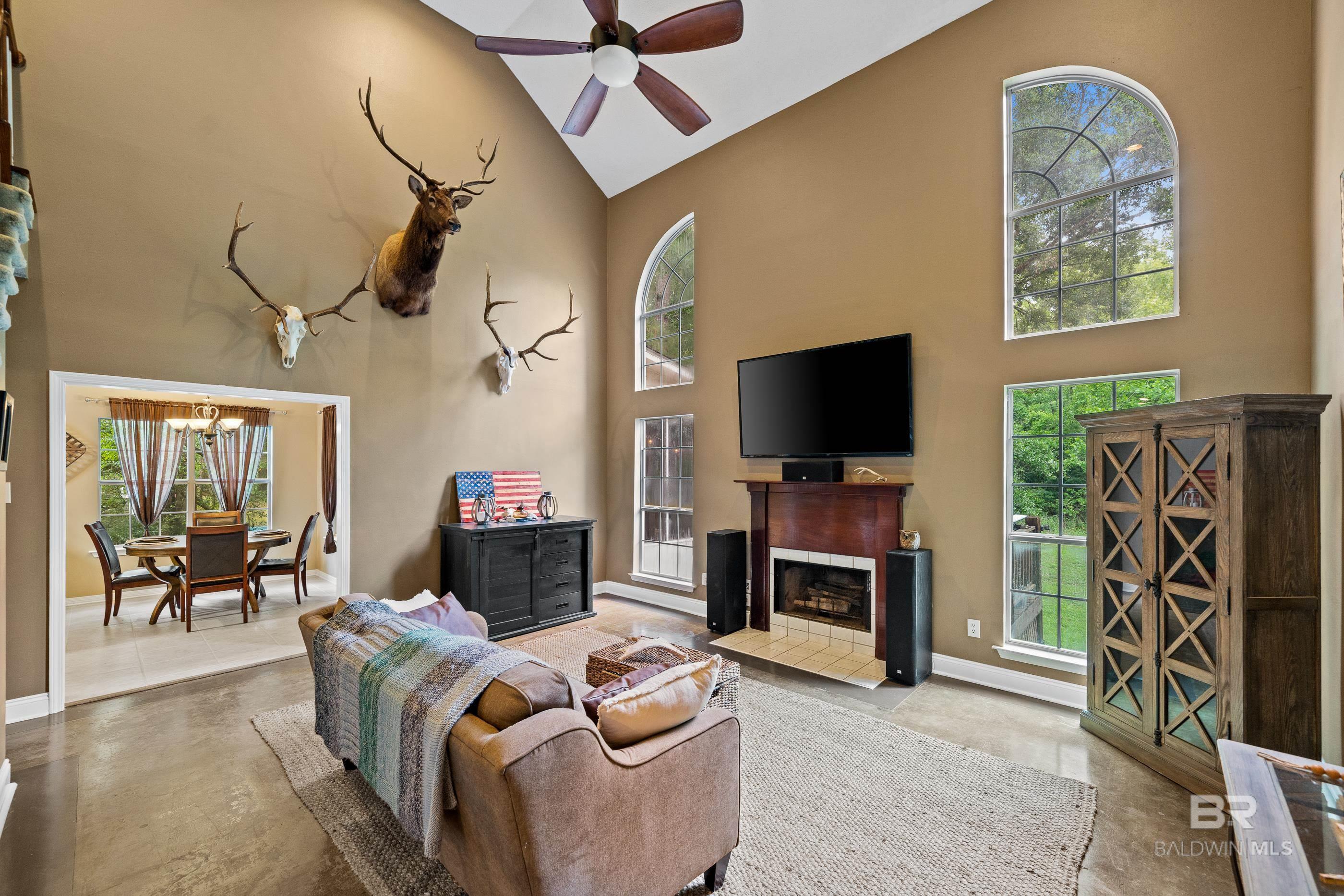150 Lakeview Loop, Daphne, AL, 36526