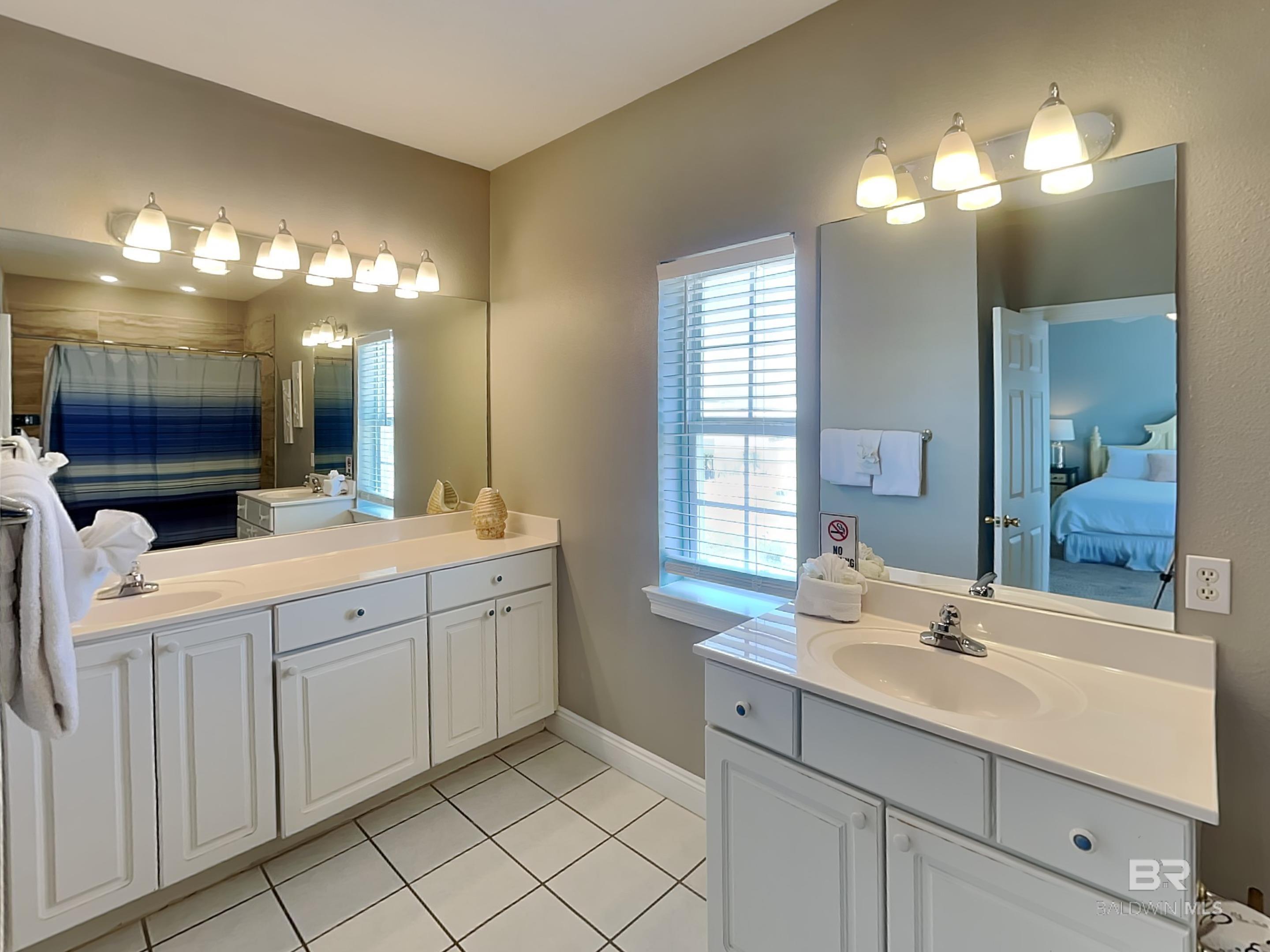 421 S Breakers Lane UNIT A & C, Gulf Shores, AL, 36542