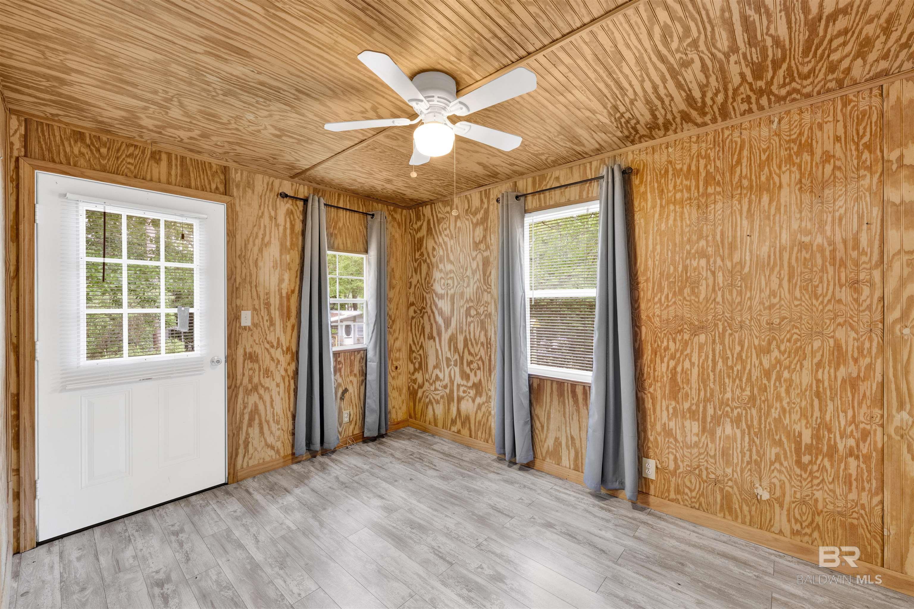 https://zimg.paragon.ice.com/ParagonImages/Property/PG/BCAR/396003/4/0/0/005ca884dd8bdc4e8469c977dc53a176/7/13680de13f419b42fb022f96e0c9a5b1/396003-3f3c0dc7-871e-4b25-b96f-6ab434f852a1.JPG