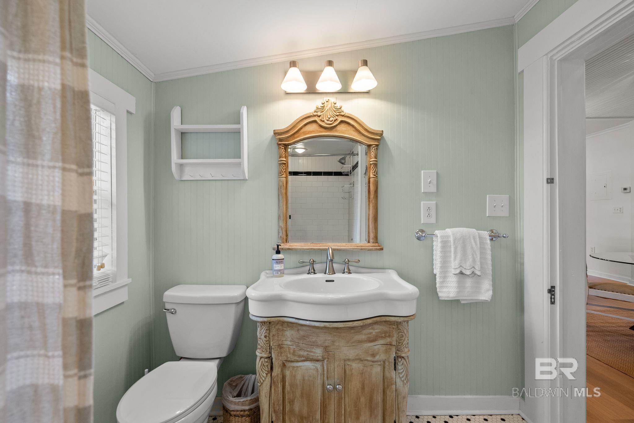 https://zimg.paragon.ice.com/ParagonImages/Property/PG/BCAR/396009/12/0/0/6b9d75e26e107500ec61469290a202f4/7/392c234cec7cbdde81e8a8dd0016be0a/396009-cde41a75-5e31-433a-98f2-c248533761b1.JPG