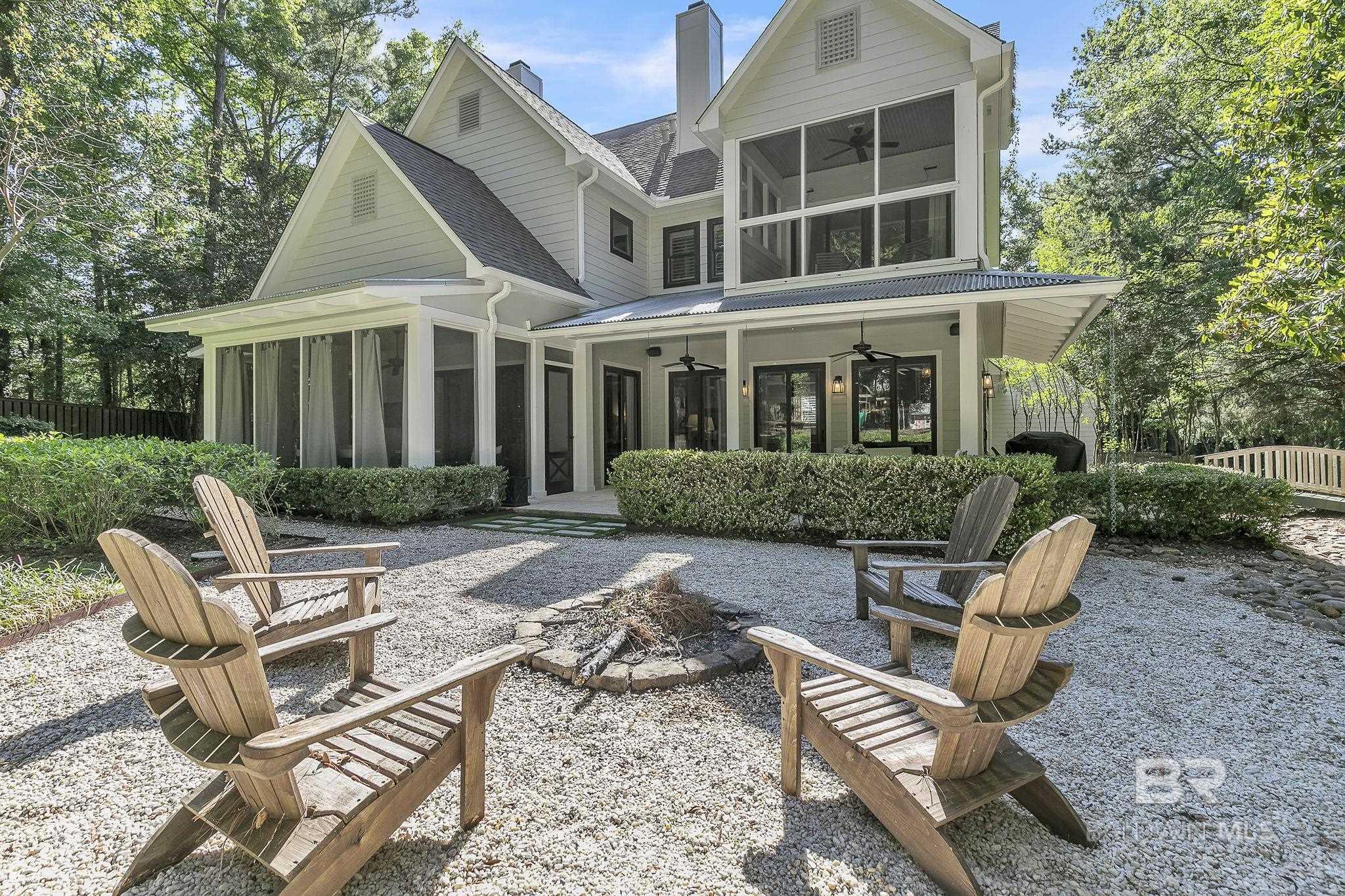 Large Homes for Sale in Daphne