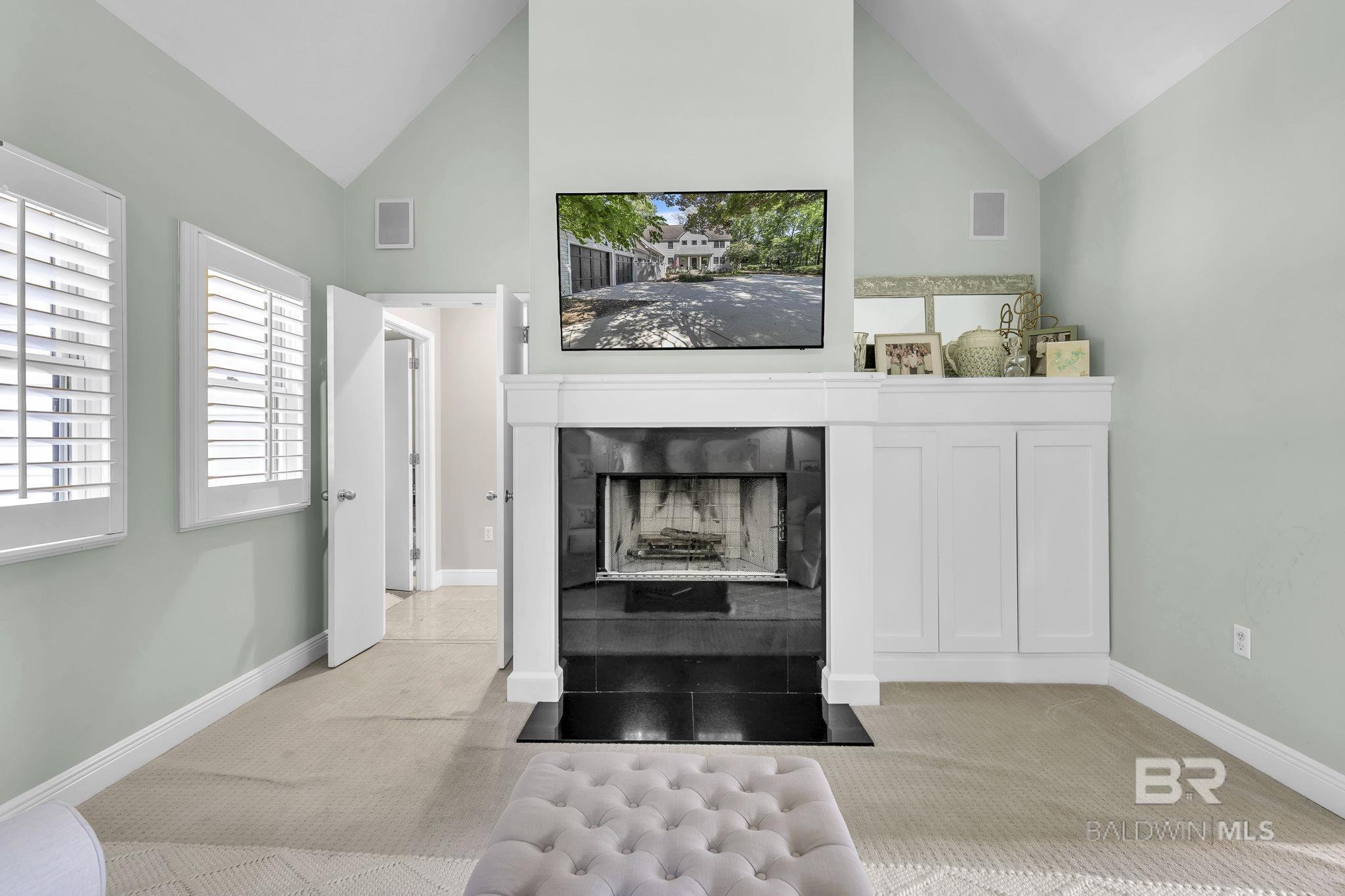https://zimg.paragon.ice.com/ParagonImages/Property/PG/BCAR/396012/34/0/0/c1f8c45eb3acd05c1485db18f6815a86/7/552037c4f52f163413db199755eb3450/396012-2B5F6412-15F7-46AE-AAB4-E2E22D8FBC20.JPG