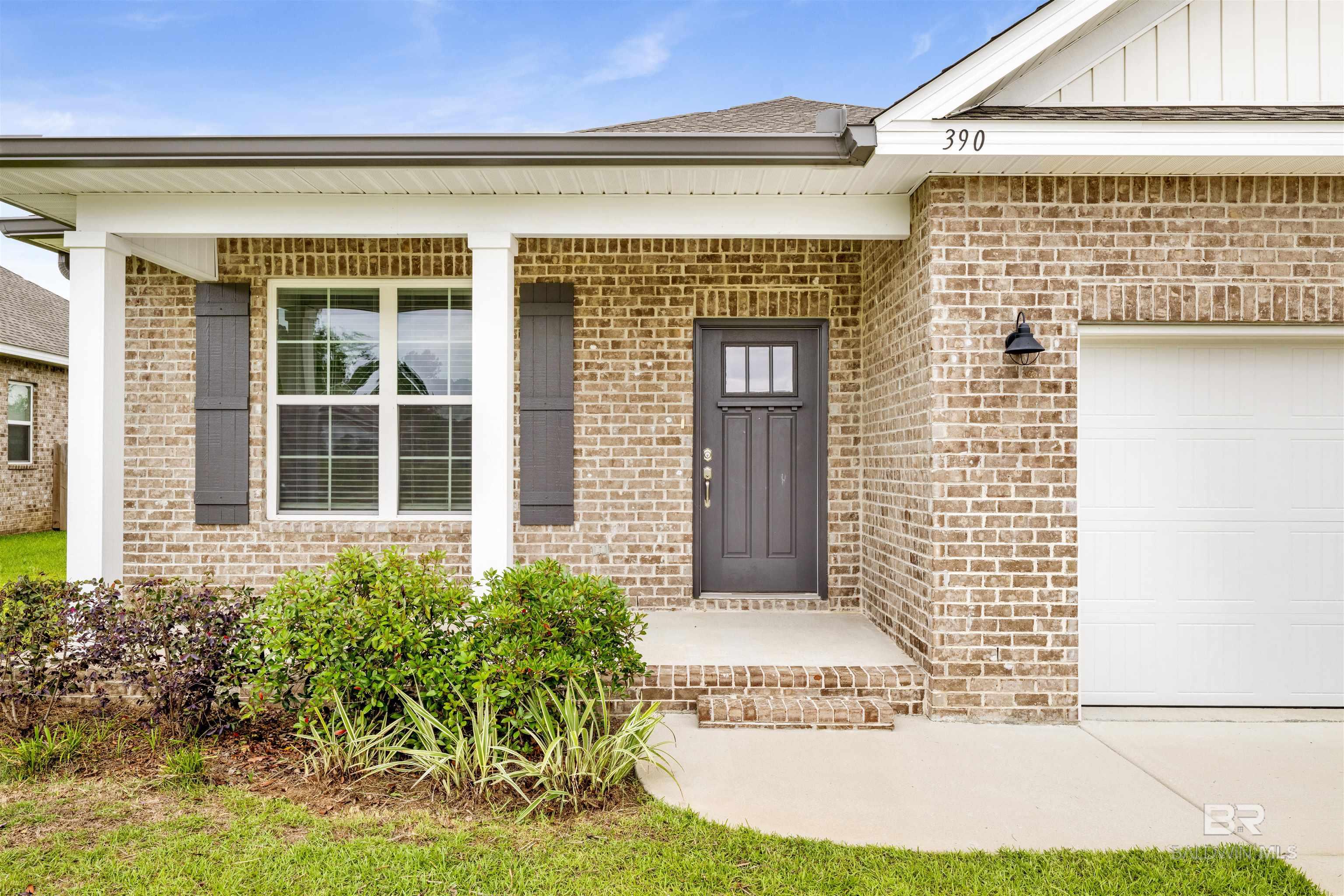https://zimg.paragon.ice.com/ParagonImages/Property/PG/BCAR/396013/3/0/0/c2066eb5a2bc13163d07f05a760cd494/7/a0b5293703257ccef5c09dda97027425/396013-e9aaa3c5-6b5a-49ce-88d8-d59d030f2d29.JPG