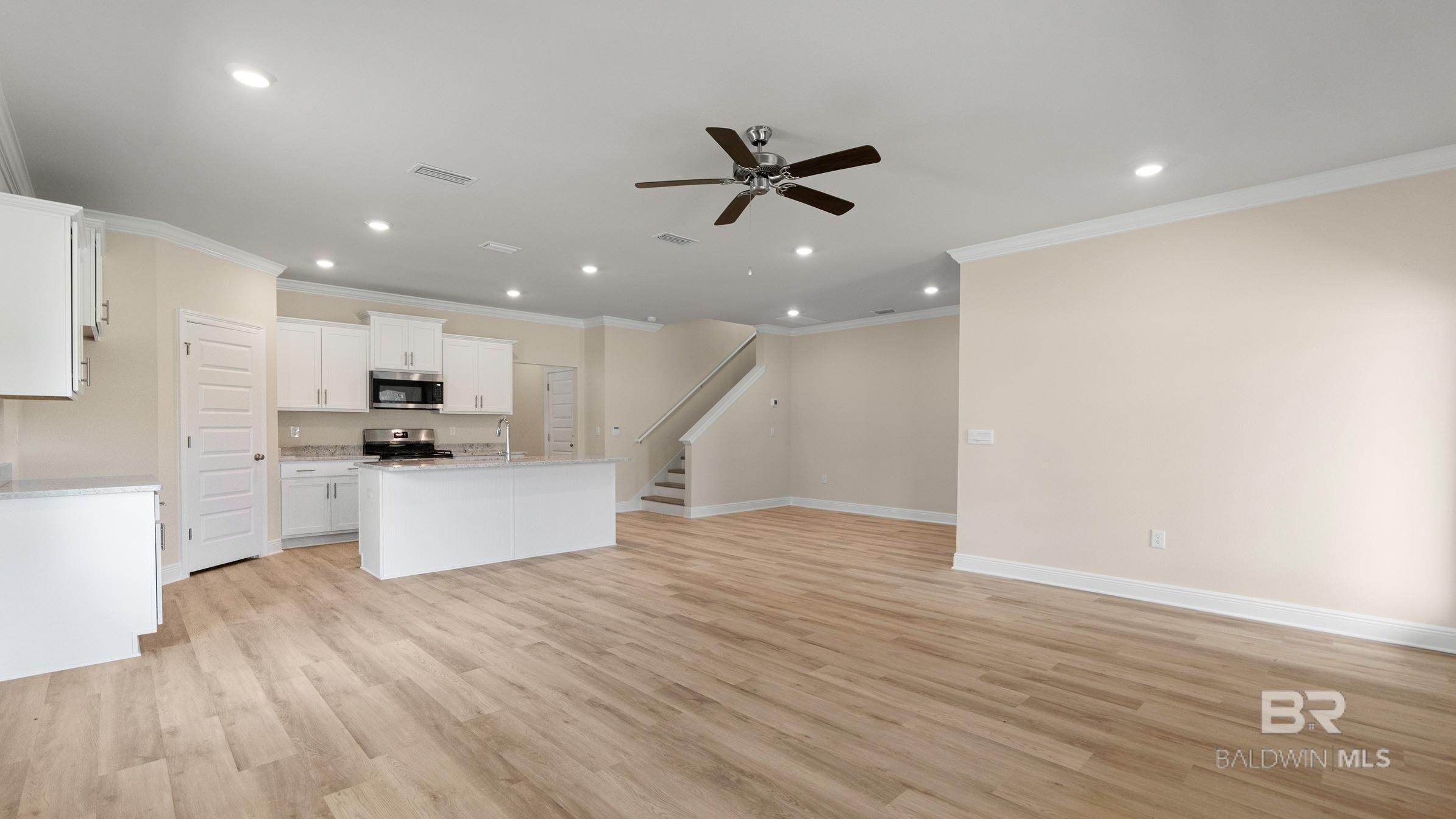 396028 | Photo 13