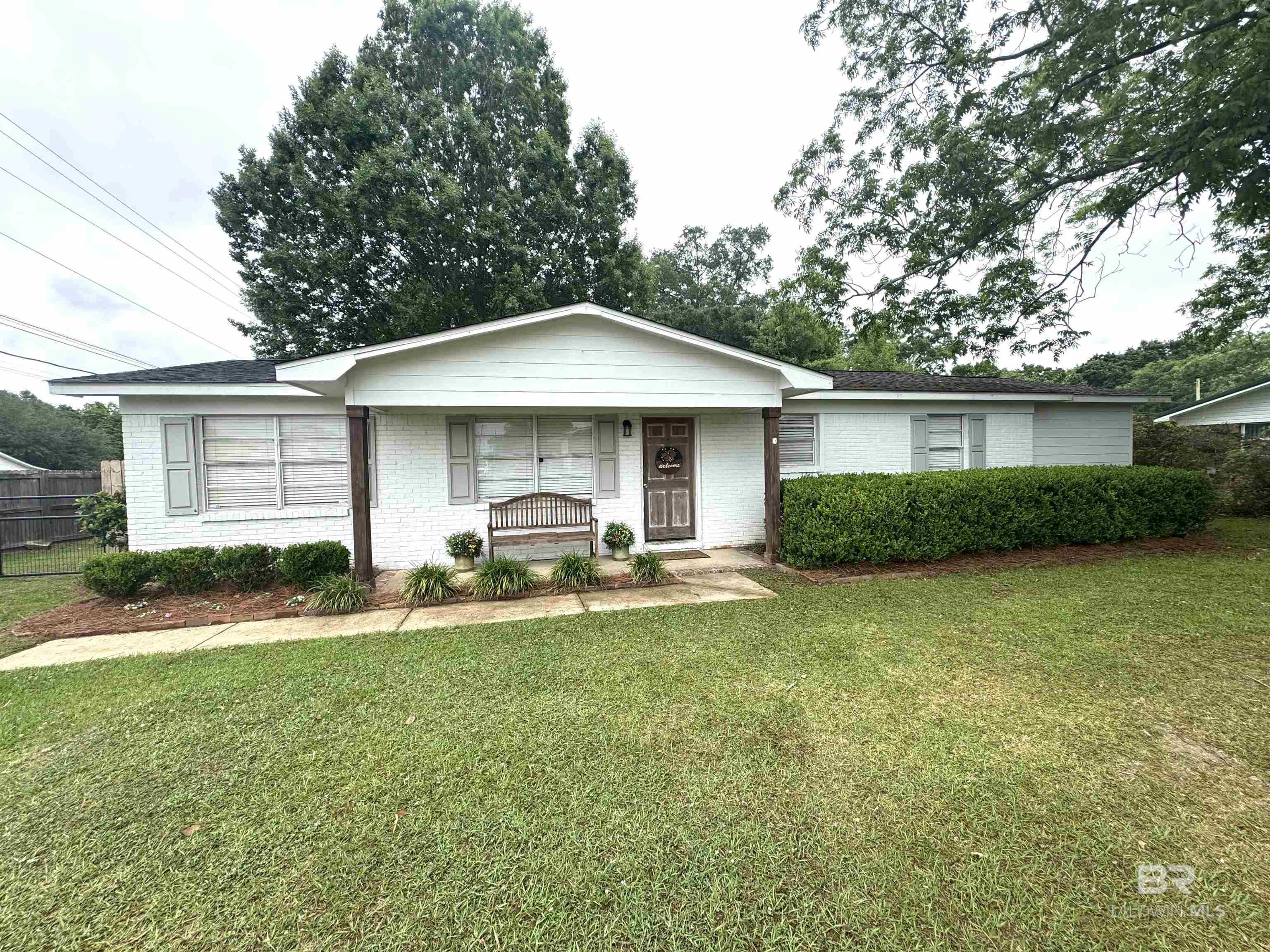 https://zimg.paragon.ice.com/ParagonImages/Property/PG/BCAR/396029/2/0/0/2630de71cf96aa9176468a9f546d892c/7/a6134346878f1645e8c68a38fc72f37e/396029-56ae2a5c-d338-4c54-88b8-9a1c1cb7fe62.JPG