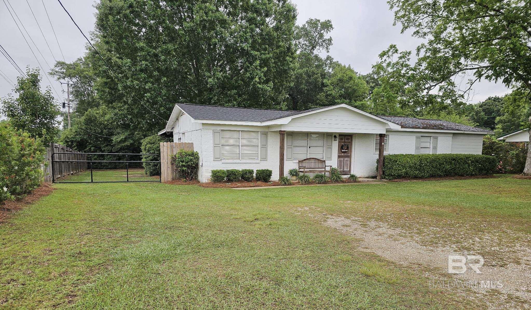 https://zimg.paragon.ice.com/ParagonImages/Property/PG/BCAR/396029/21/0/0/bd8ddc55eaf1d1ae70fc7409212d97ae/7/a6134346878f1645e8c68a38fc72f37e/396029-9b73491d-c4e2-4794-a06f-cda6f6453ccb.JPG