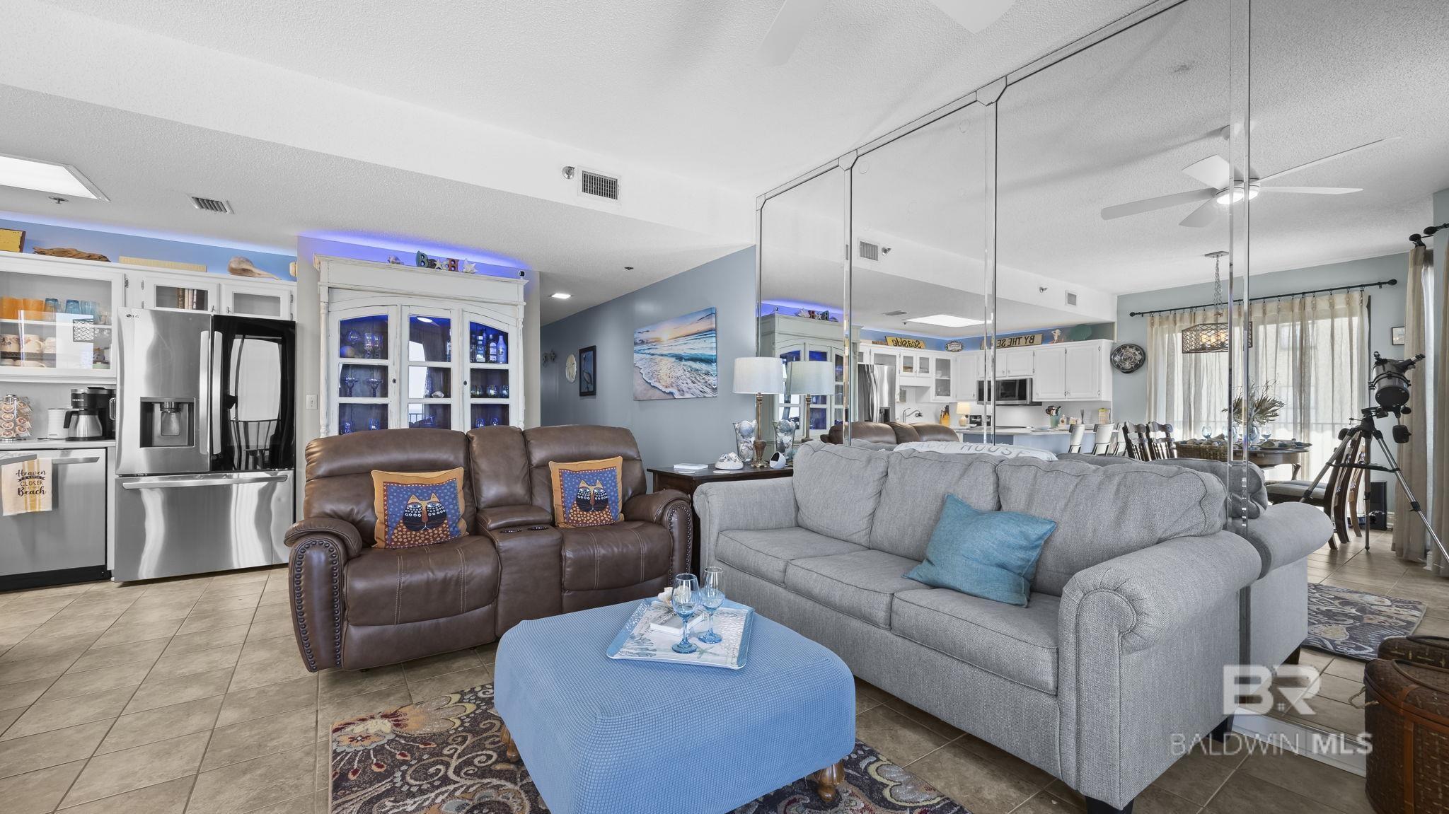 https://zimg.paragon.ice.com/ParagonImages/Property/PG/BCAR/396034/3/0/0/5fa708374e37312209a6a87a18b4eca2/7/72909198871b31b52ba77e6c495ab456/396034-355451ED-82D6-4773-A4DB-954F35D5D7D2.JPG