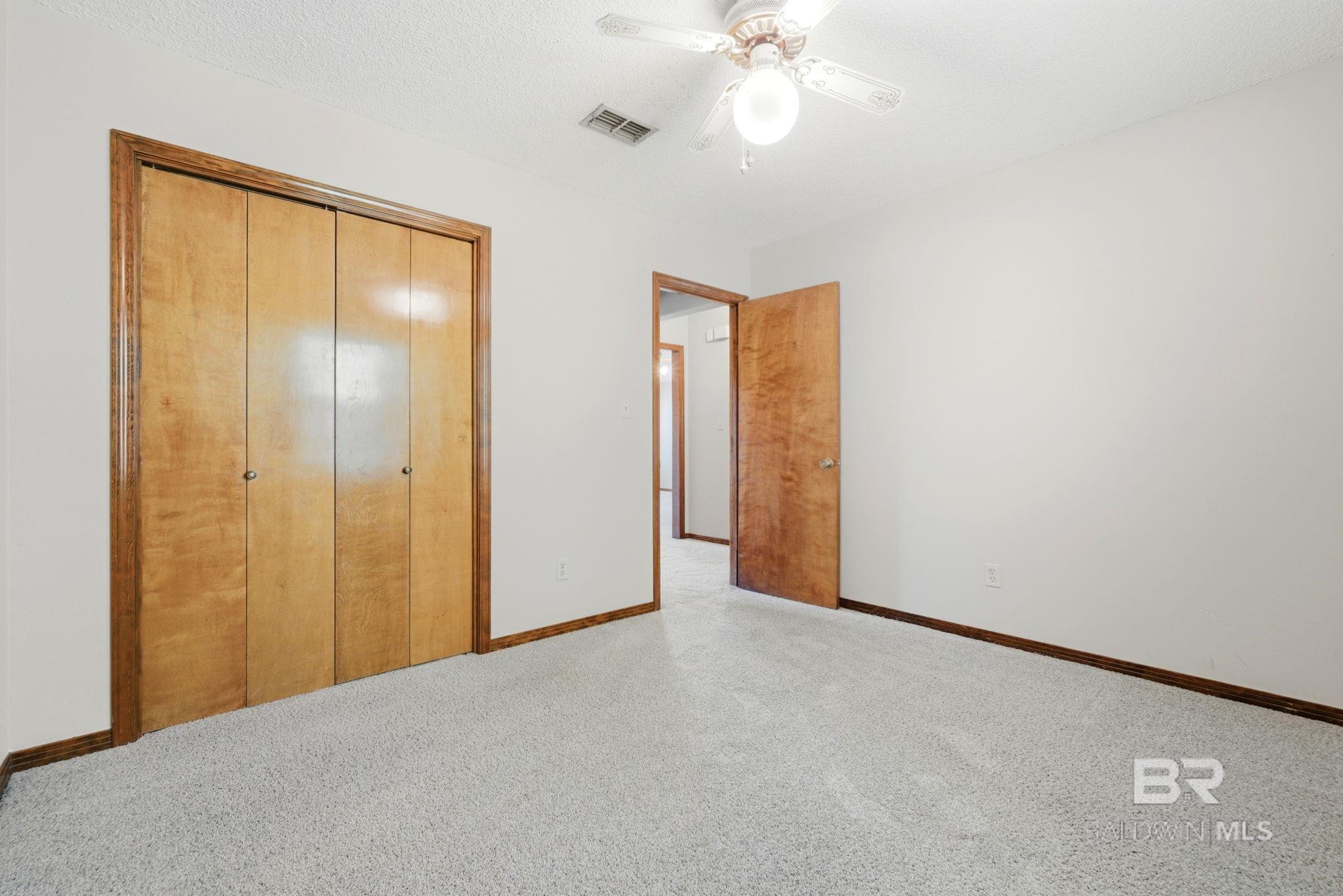 396044 | Photo 23