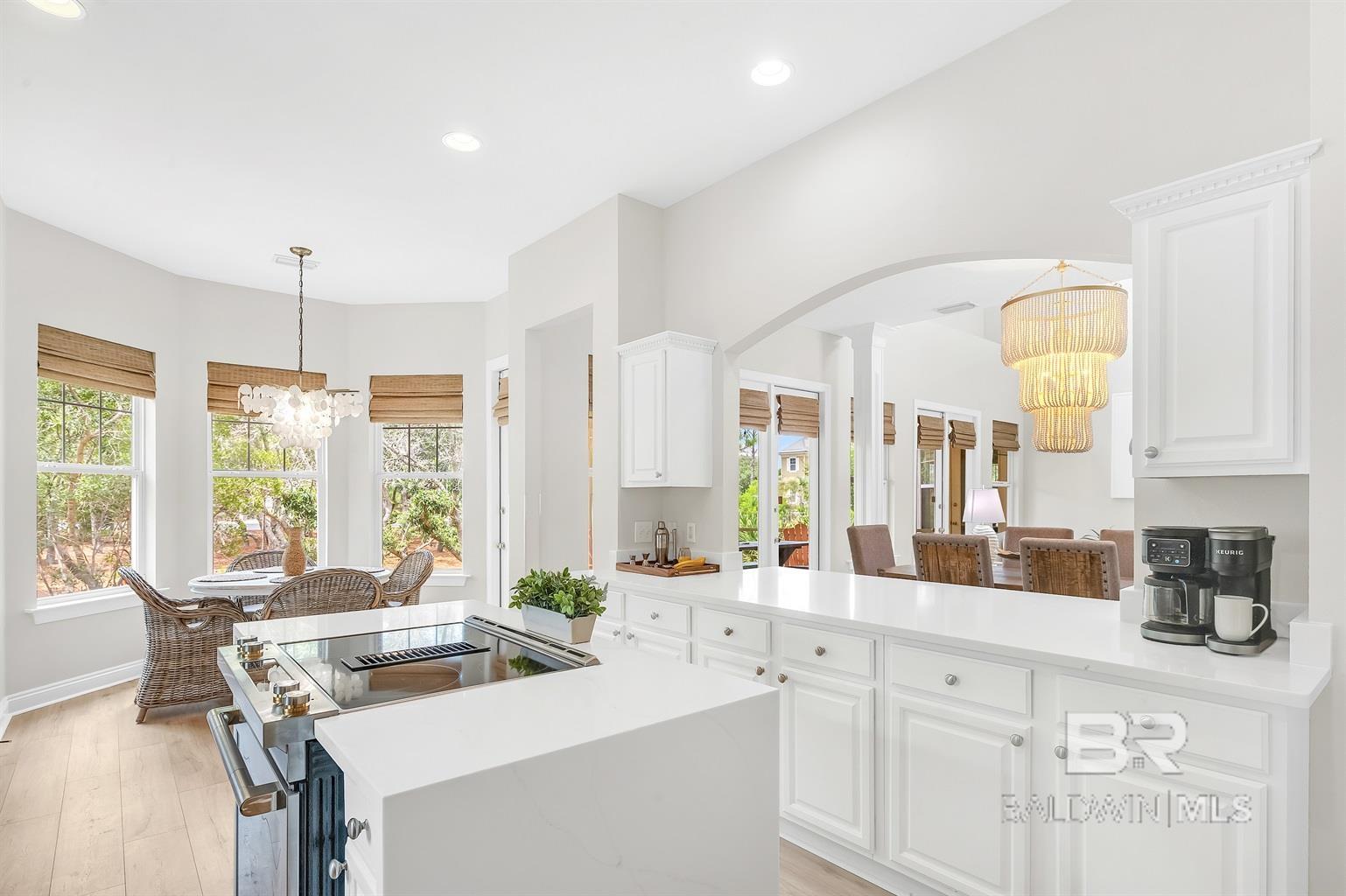 https://zimg.paragon.ice.com/ParagonImages/Property/PG/BCAR/396049/22/0/0/41ff2fc35824c89037f62fade9f087ae/7/27d4451149cd227265302db70d903f23/396049-355C1632-2AD7-43A9-8DCB-3F717302CD89.JPG