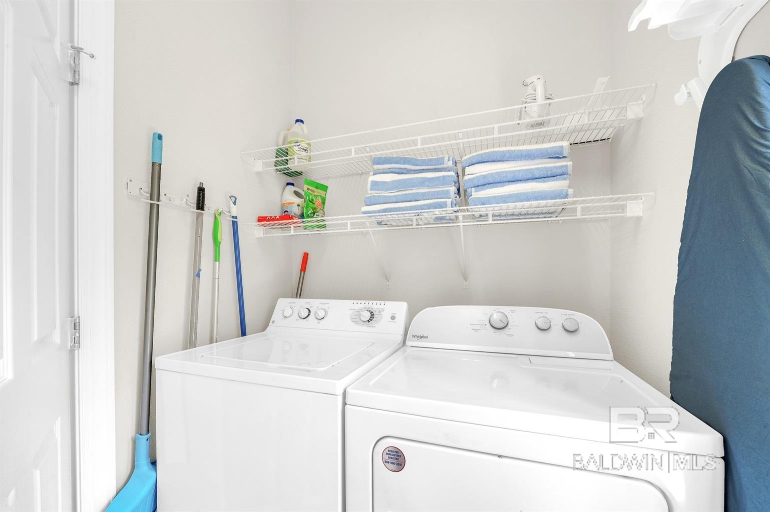 https://zimg.paragon.ice.com/ParagonImages/Property/PG/BCAR/396049/49/0/0/8f208feee54271620c76f39e706703c6/7/27d4451149cd227265302db70d903f23/396049-C32FBF52-F5ED-406C-885E-8ED0D2B5867C.JPG