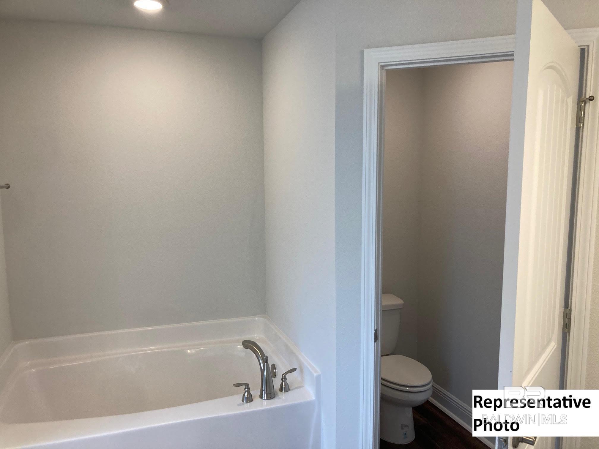 https://zimg.paragon.ice.com/ParagonImages/Property/PG/BCAR/396081/18/0/0/ba2a352e669b90a1491bd03def4c1fec/7/f717d13c5a1925ba92bb8c92e1c8f5de/396081-9a876f75-62cf-4360-b223-1ee3a9e60f1c.JPG