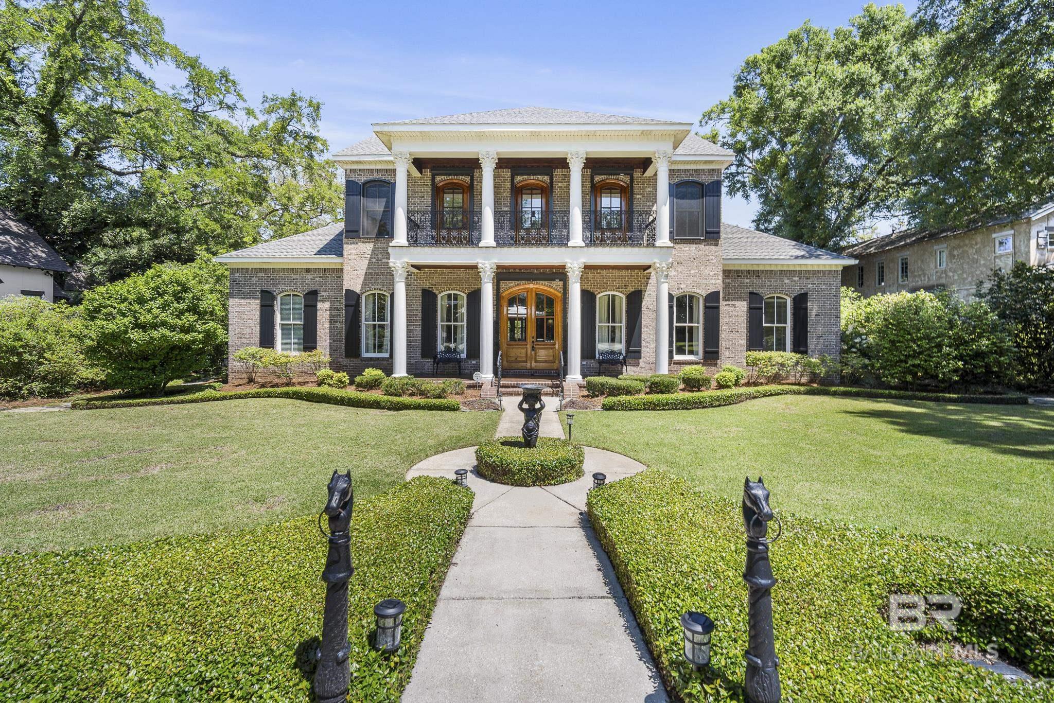 113 Oak Avenue