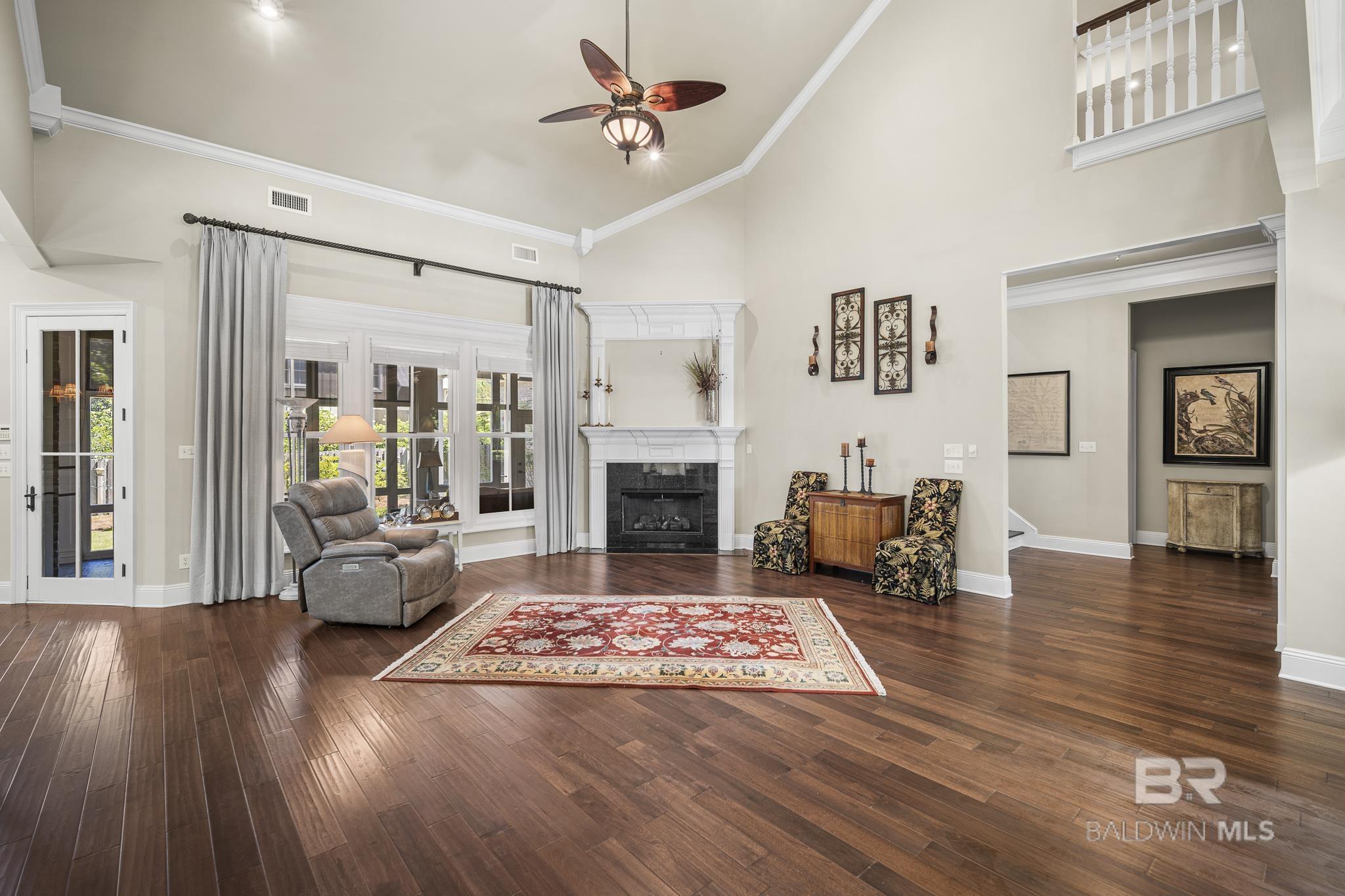 https://zimg.paragon.ice.com/ParagonImages/Property/PG/BCAR/396103/13/0/0/c5c833264c7afecdbf7838e0bbab5f69/7/41da0cfc536c3341bafbea518381d856/396103-8fc4eb8f-ca14-4c78-bcbf-9b6ecd22af56.JPG
