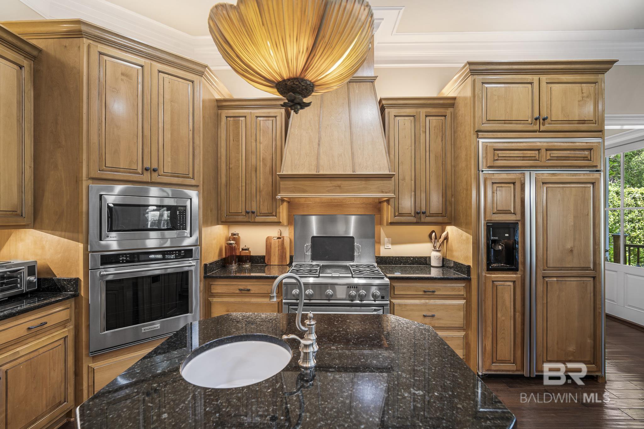 https://zimg.paragon.ice.com/ParagonImages/Property/PG/BCAR/396103/19/0/0/4933c941130b4da3c753fcda0e862e4e/7/41da0cfc536c3341bafbea518381d856/396103-8f2ac008-0003-4faa-a437-59f15246fb7b.JPG