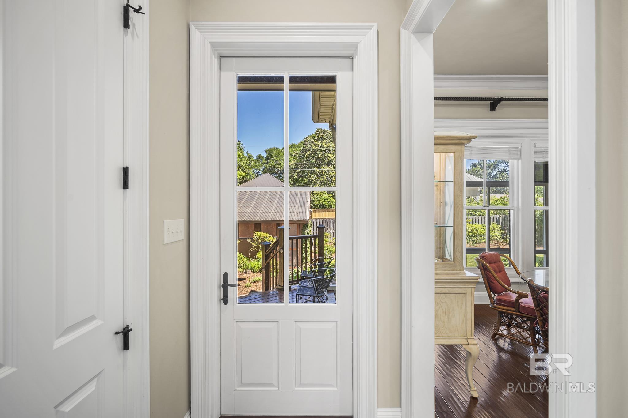 https://zimg.paragon.ice.com/ParagonImages/Property/PG/BCAR/396103/43/0/0/249bf86930c7e716e3ad48c016abcb0e/7/41da0cfc536c3341bafbea518381d856/396103-e9ce2bc8-152e-404e-8b51-5f6f4c6eae23.JPG