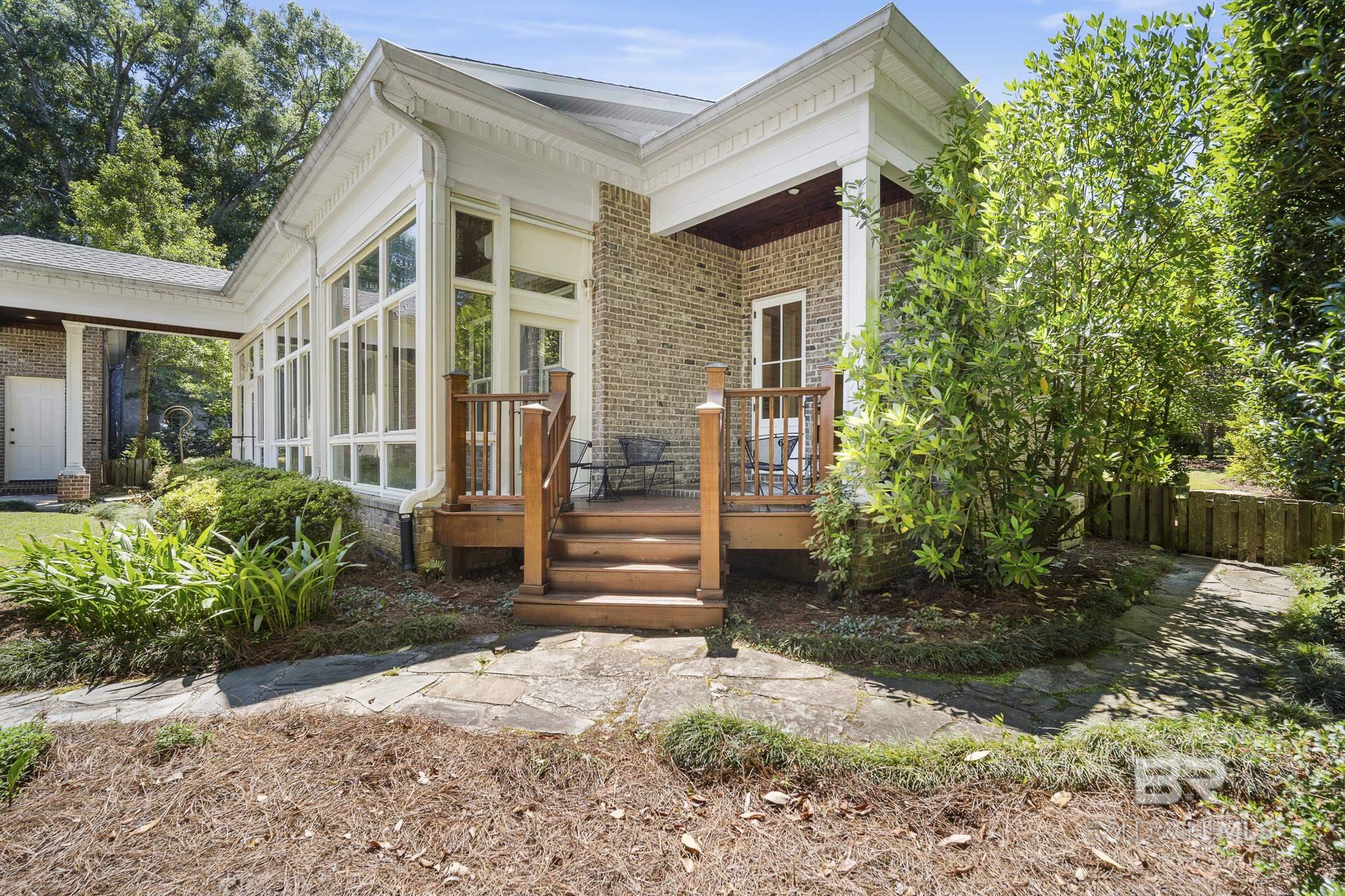 https://zimg.paragon.ice.com/ParagonImages/Property/PG/BCAR/396103/52/0/0/c2a326a81db2aefc8516c3472ab73d2e/7/41da0cfc536c3341bafbea518381d856/396103-f1d1d790-4142-45cb-903a-61dca3158072.JPG