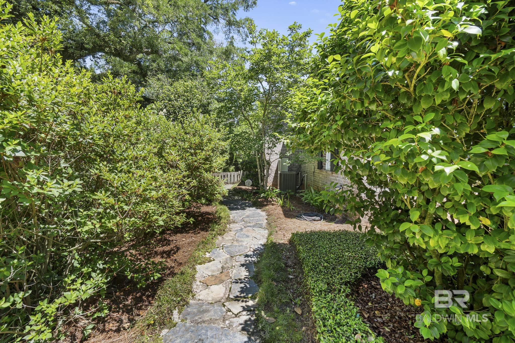 https://zimg.paragon.ice.com/ParagonImages/Property/PG/BCAR/396103/57/0/0/6425031f88f044f8028b113df12c2063/7/41da0cfc536c3341bafbea518381d856/396103-061b0cce-d0b0-47f9-afbe-a092bea4c7a7.JPG
