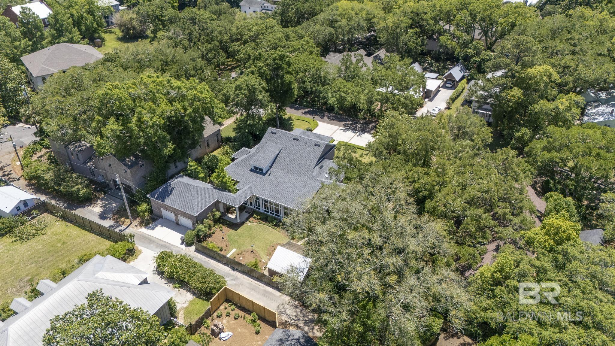 https://zimg.paragon.ice.com/ParagonImages/Property/PG/BCAR/396103/70/0/0/ad2f34620e2e25323804bd2a4c372a5f/7/41da0cfc536c3341bafbea518381d856/396103-63375a42-2c80-477a-a56f-f68b429a7592.JPG