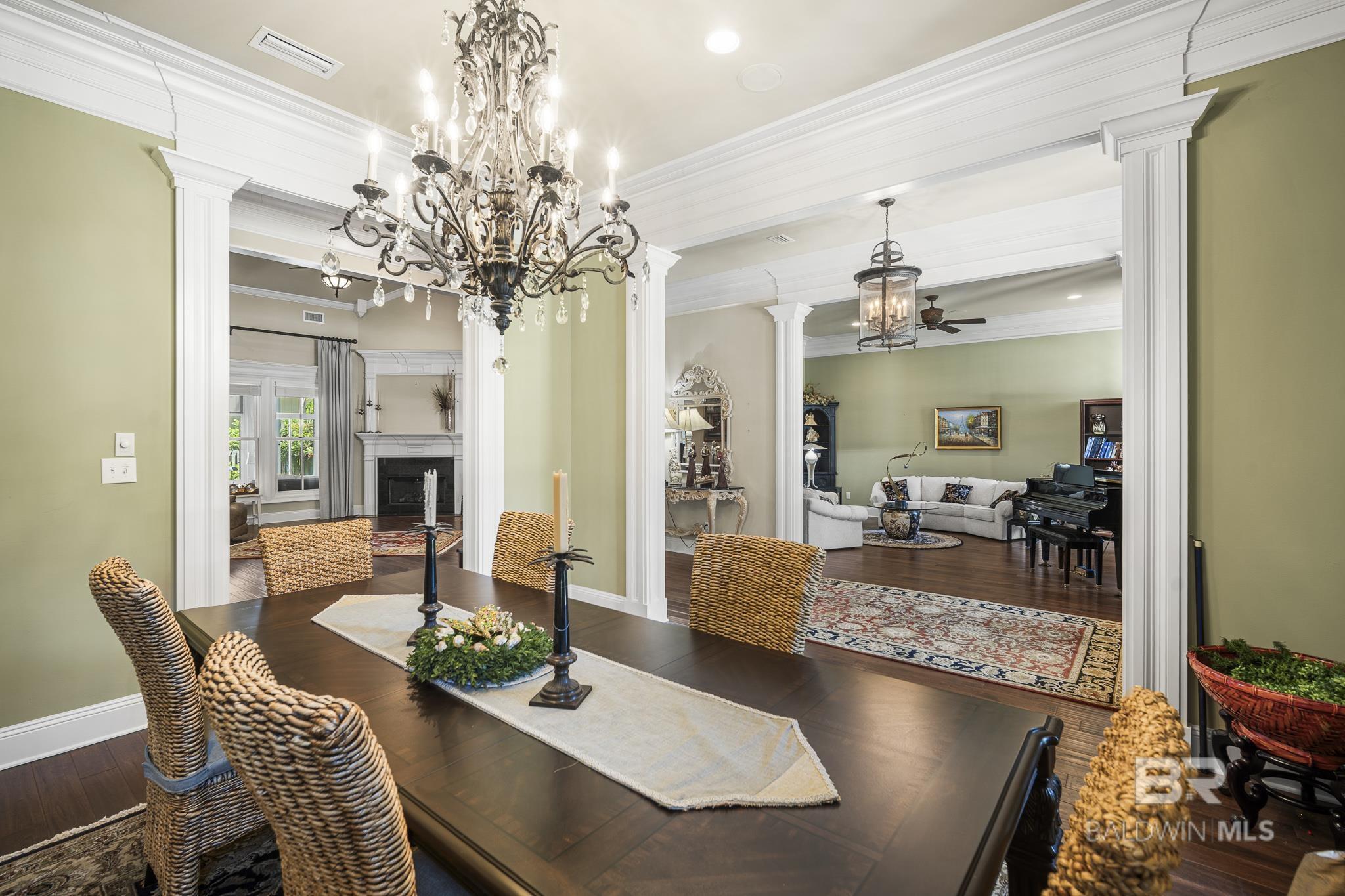 https://zimg.paragon.ice.com/ParagonImages/Property/PG/BCAR/396103/8/0/0/d6ba6bb18b416fa81691f4ed687116ac/7/41da0cfc536c3341bafbea518381d856/396103-932be625-cc6b-4e33-a0c2-3b5606918d43.JPG