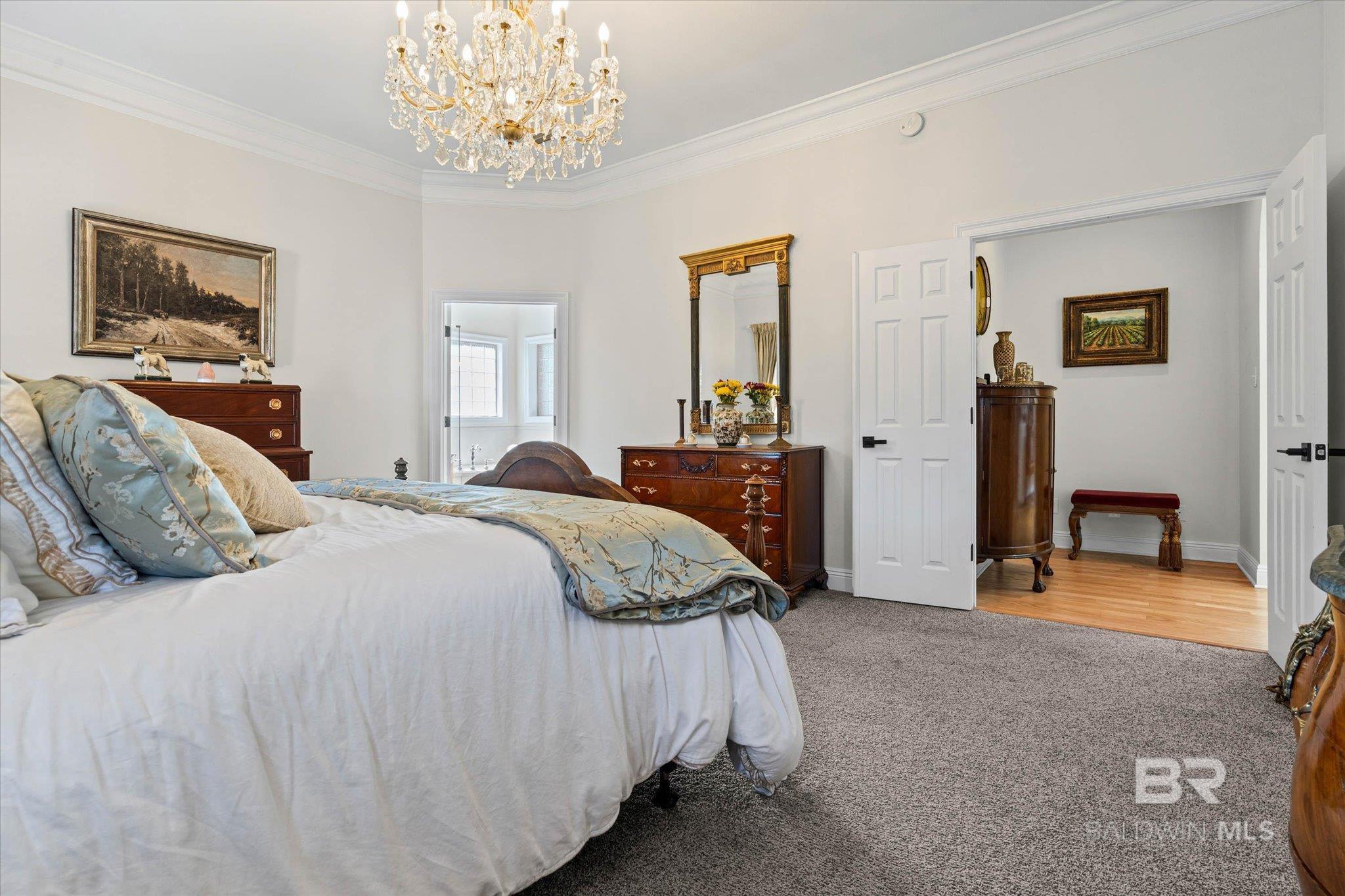 https://zimg.paragon.ice.com/ParagonImages/Property/PG/BCAR/396118/12/0/0/7498d3dbc358ab6cbeb8e07f8f694e4e/7/8ea8e8fb99d2c3d35e0c736d2b77a0b2/396118-270336ca-fe54-4f5a-97ac-57e9726e2d96.JPG