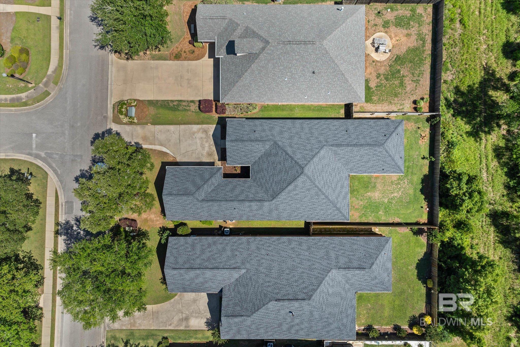https://zimg.paragon.ice.com/ParagonImages/Property/PG/BCAR/396118/23/0/0/fd42609d9cf594f469b1de31a513a68a/7/8ea8e8fb99d2c3d35e0c736d2b77a0b2/396118-69dfc9e8-2c37-4d89-b5af-6aa470e4e87d.JPG