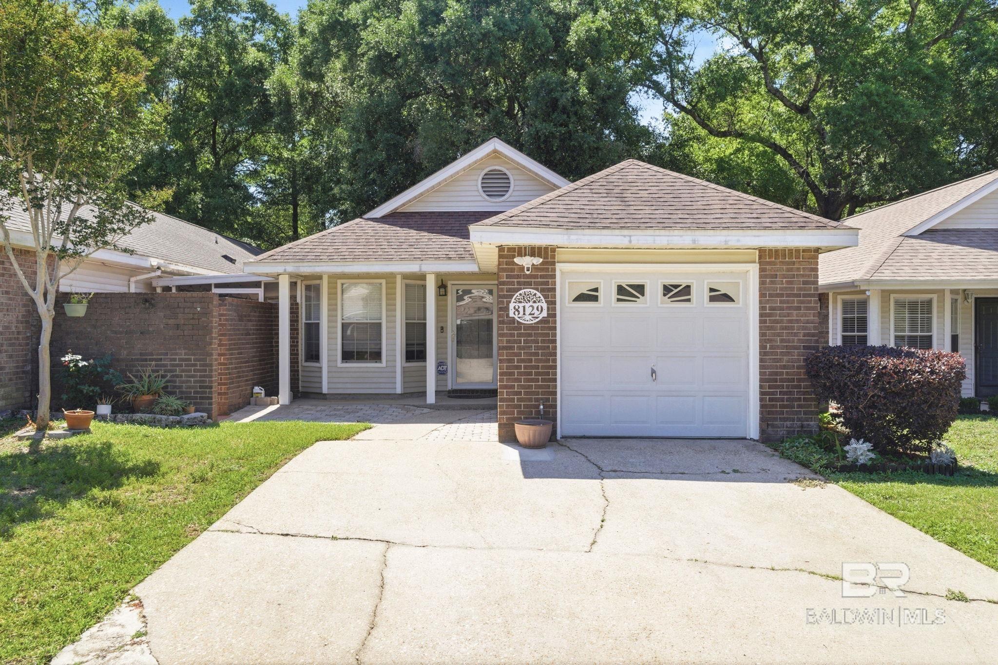 8129 Treetop