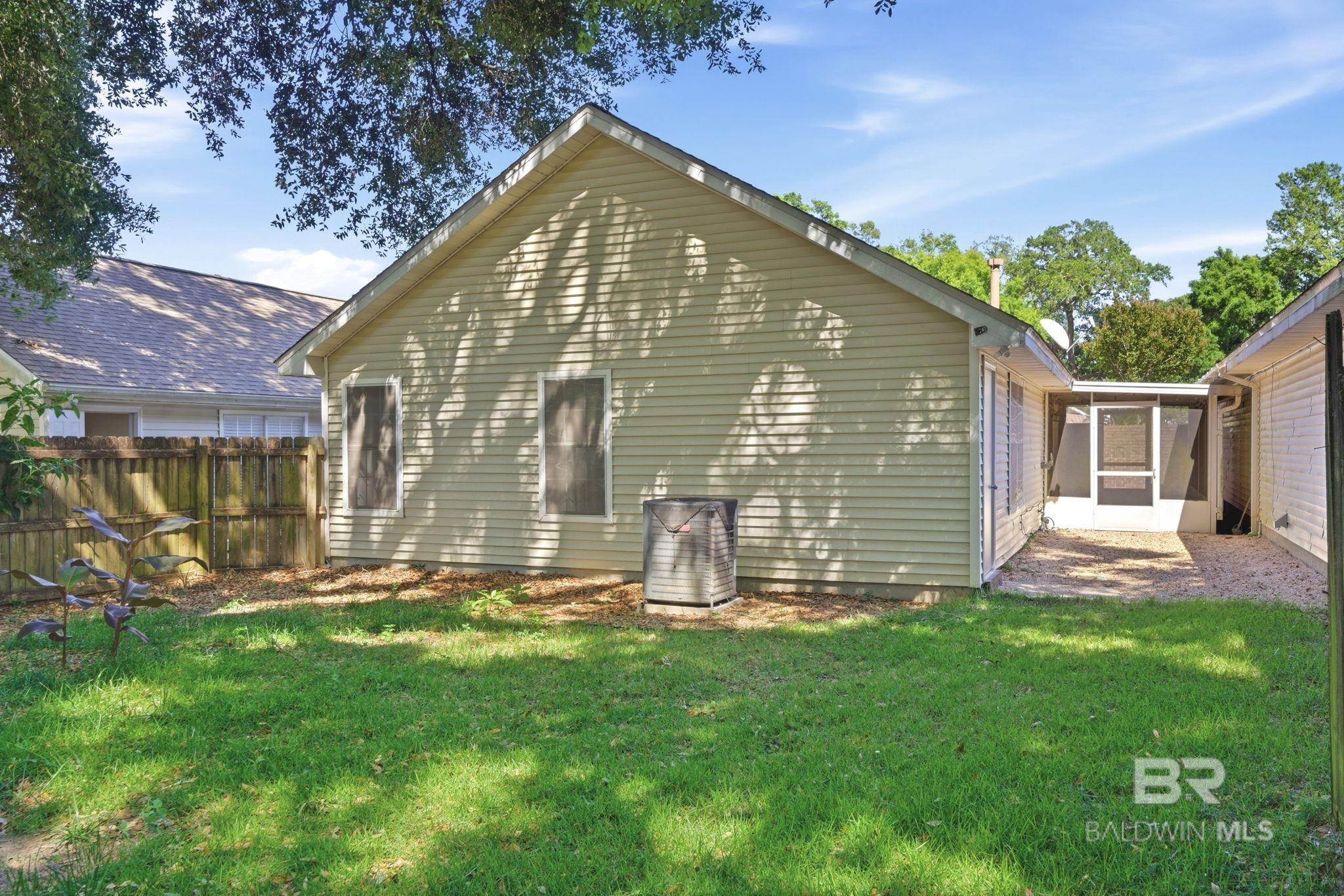 https://zimg.paragon.ice.com/ParagonImages/Property/PG/BCAR/396127/28/0/0/74037a260e47ae1f039de249d82e0d8c/7/da4d3245f70af51a00a50bf180e2a820/396127-5b67f1c1-ac07-40fa-bb3a-854ed3f5a617.JPG