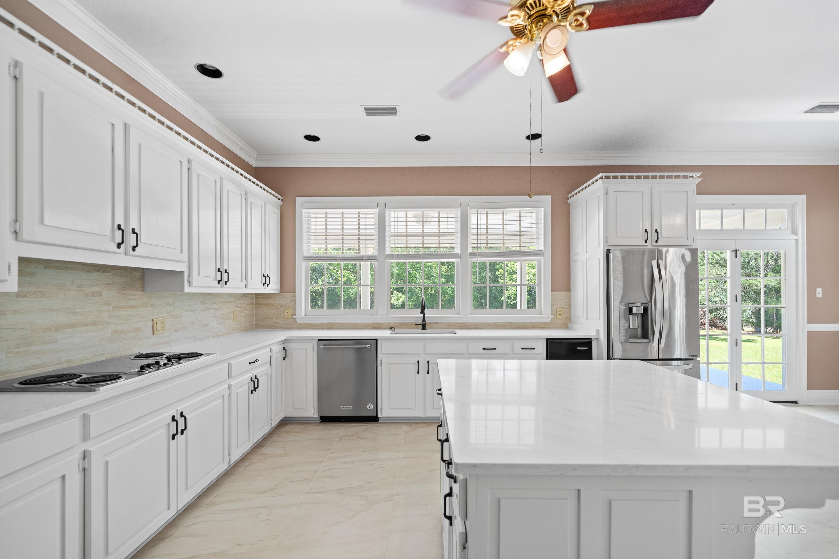 https://zimg.paragon.ice.com/ParagonImages/Property/PG/BCAR/396134/23/0/0/a2fa7b80430e6721e3f2d5e2588d8a23/7/dfb3cff1a7edbc8d3dd278888d0749ad/396134-01b27a40-2ed2-496e-8647-9cf4273fcee2.JPG