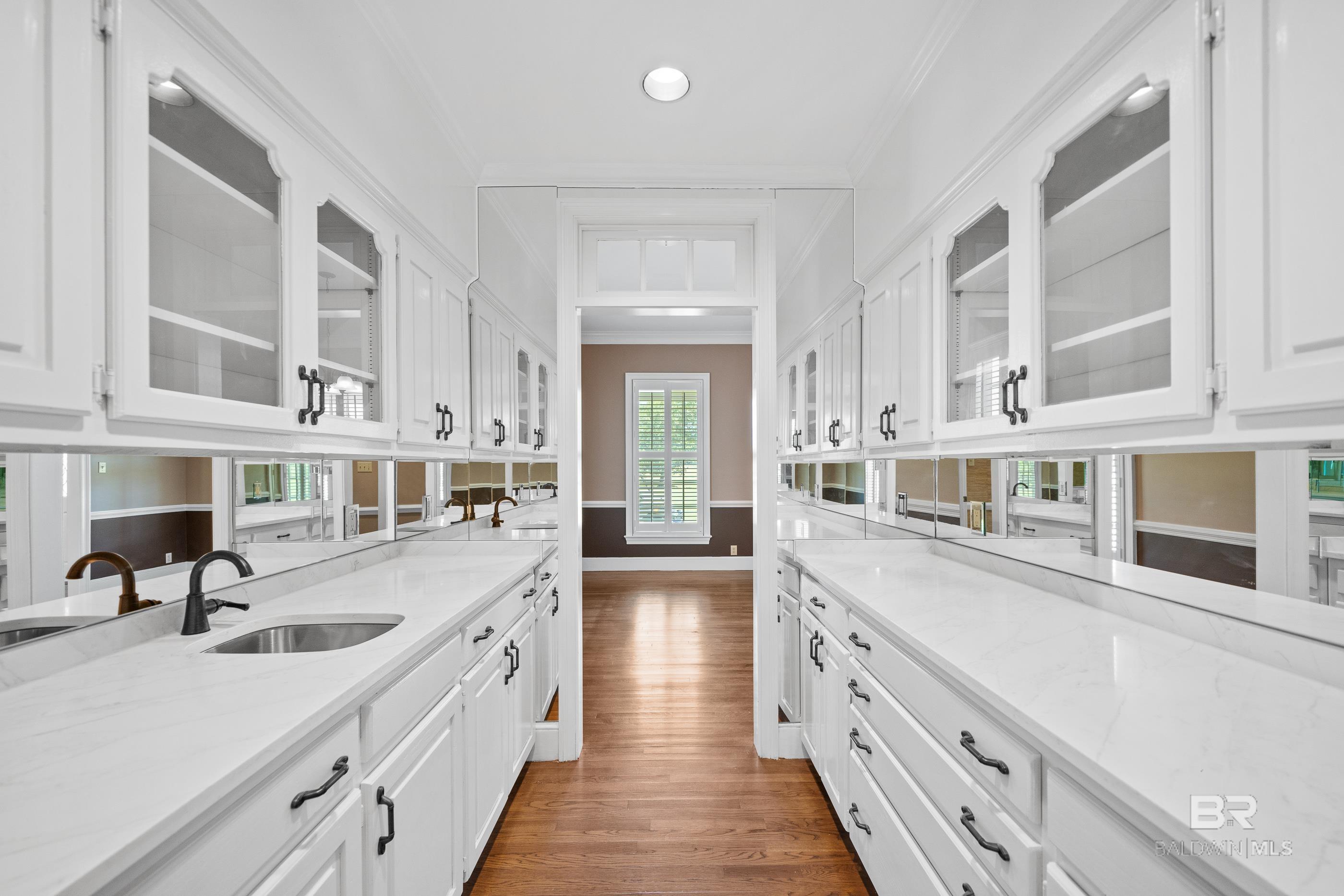 https://zimg.paragon.ice.com/ParagonImages/Property/PG/BCAR/396134/25/0/0/f7051aef5da921fad42b92cdec007cbf/7/dfb3cff1a7edbc8d3dd278888d0749ad/396134-2b29d32a-4dd2-4328-964f-2e19c787e5fb.JPG
