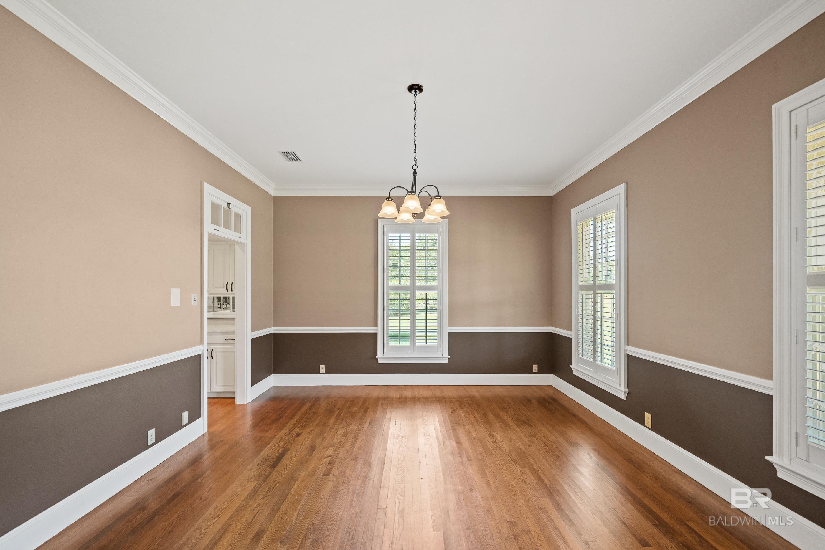 https://zimg.paragon.ice.com/ParagonImages/Property/PG/BCAR/396134/5/0/0/b5b03280f3aee83ea814e77fcc1b4cfb/7/dfb3cff1a7edbc8d3dd278888d0749ad/396134-659b86d1-ef3f-40e7-9c7d-c9869f485a8f.JPG