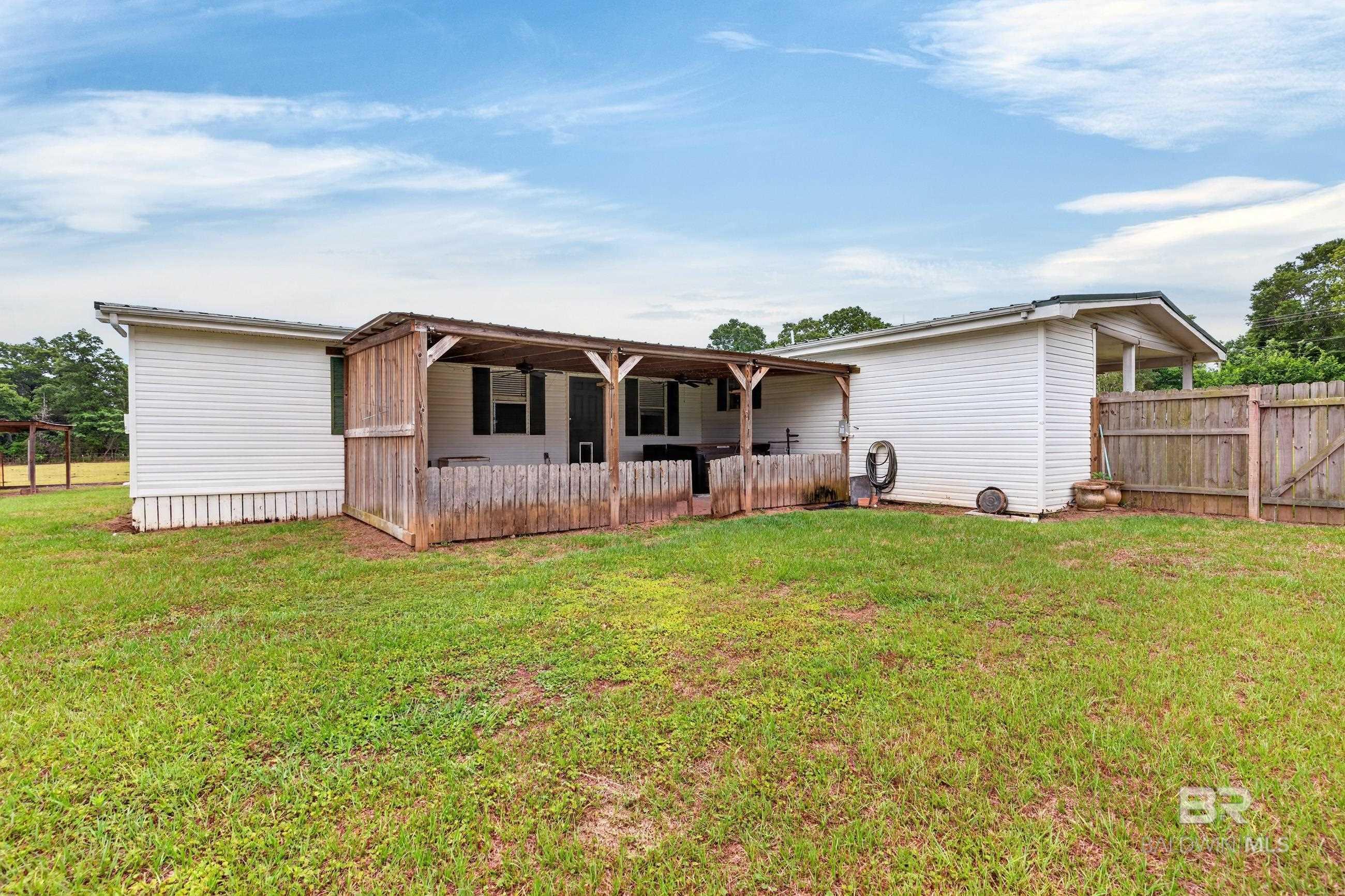 https://zimg.paragon.ice.com/ParagonImages/Property/PG/BCAR/396137/18/0/0/35954b136cea9d508411091460e5bd01/7/00ae9acc52bdf228baa97ede553d3a00/396137-2b76b663-940a-4913-9720-28bfb3eed6a9.JPG