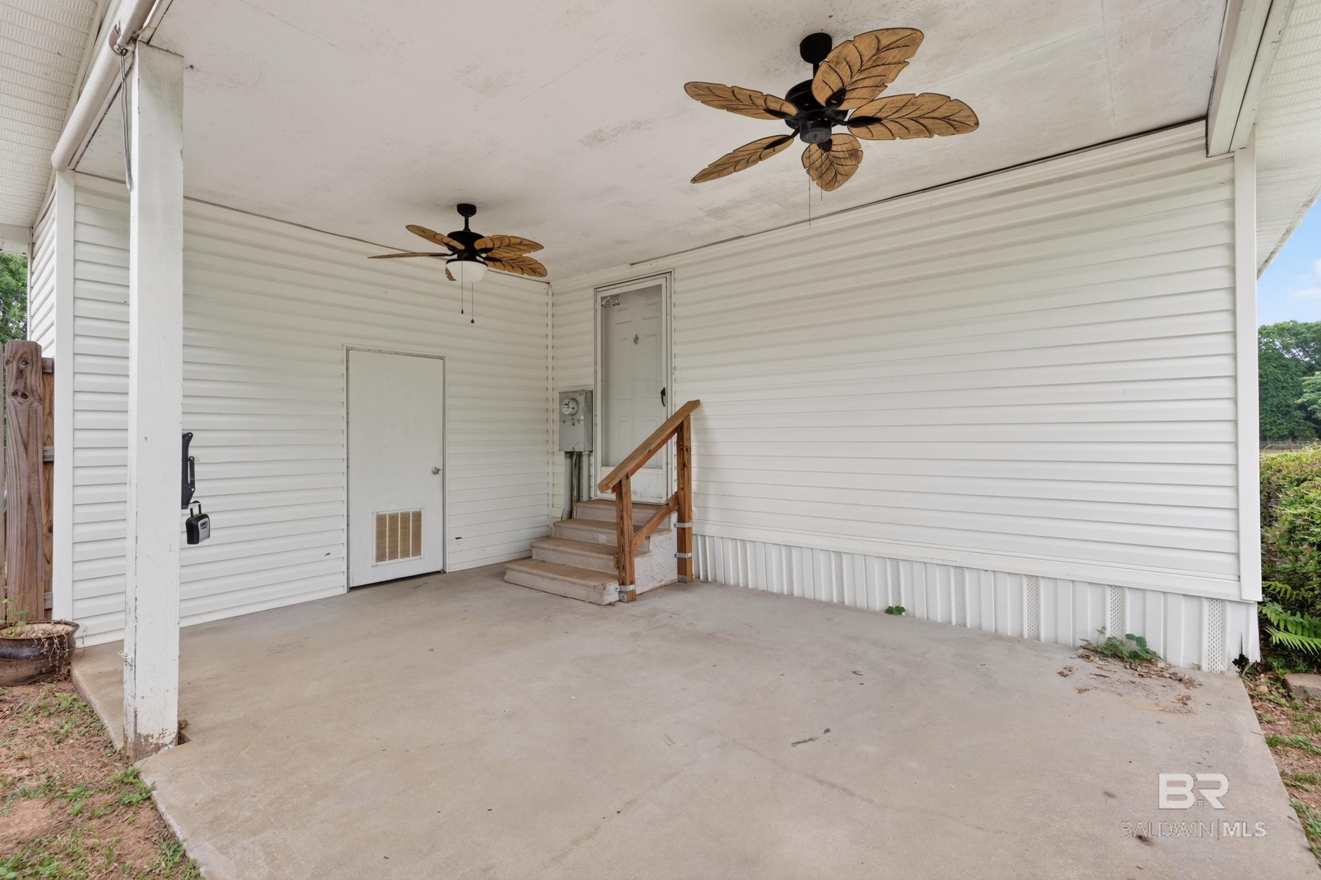 https://zimg.paragon.ice.com/ParagonImages/Property/PG/BCAR/396137/22/0/0/b8d9e90250b03994503c33f480814373/7/00ae9acc52bdf228baa97ede553d3a00/396137-09f5cb6f-3376-46ab-a36f-966fba6509e6.JPG