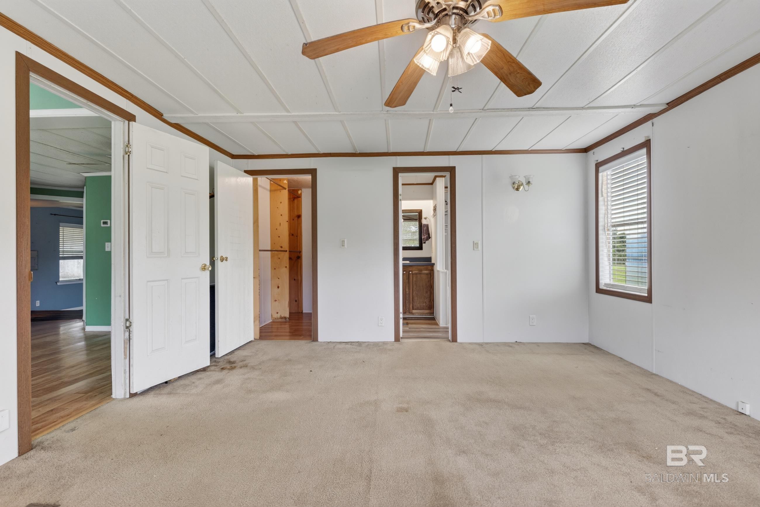 https://zimg.paragon.ice.com/ParagonImages/Property/PG/BCAR/396137/40/0/0/e06f3d9aa55c67b755e5fc18345bada0/7/00ae9acc52bdf228baa97ede553d3a00/396137-b953f5c2-30aa-4c81-8ef8-3d0608f2812b.JPG