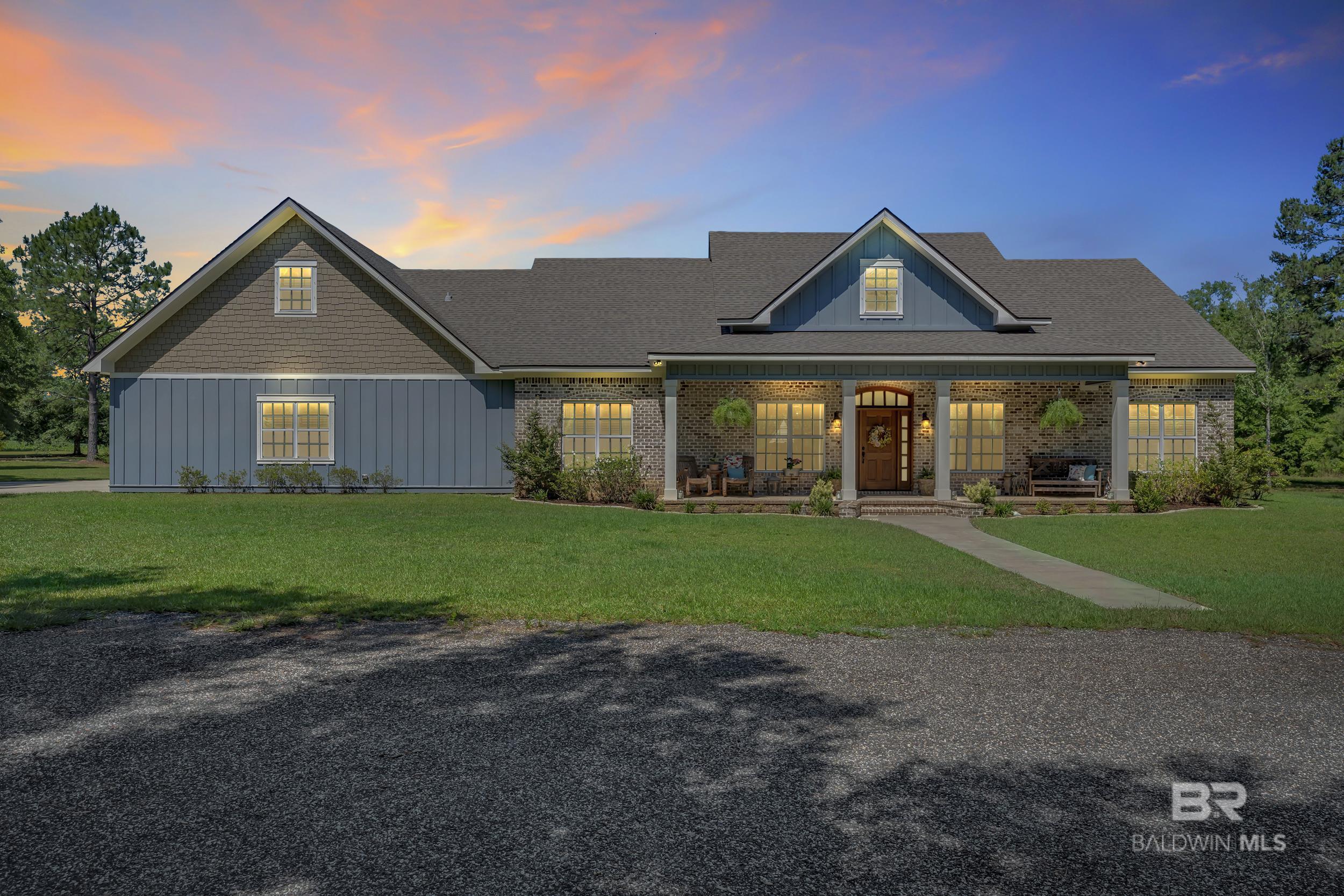 https://zimg.paragon.ice.com/ParagonImages/Property/PG/BCAR/396138/4/0/0/558315ebe387c842f80266d0e690f656/7/4f142fec323316dd62b485141e2b9e36/396138-de51003b-b7a1-4858-8bf6-d4c618116a6d.JPG