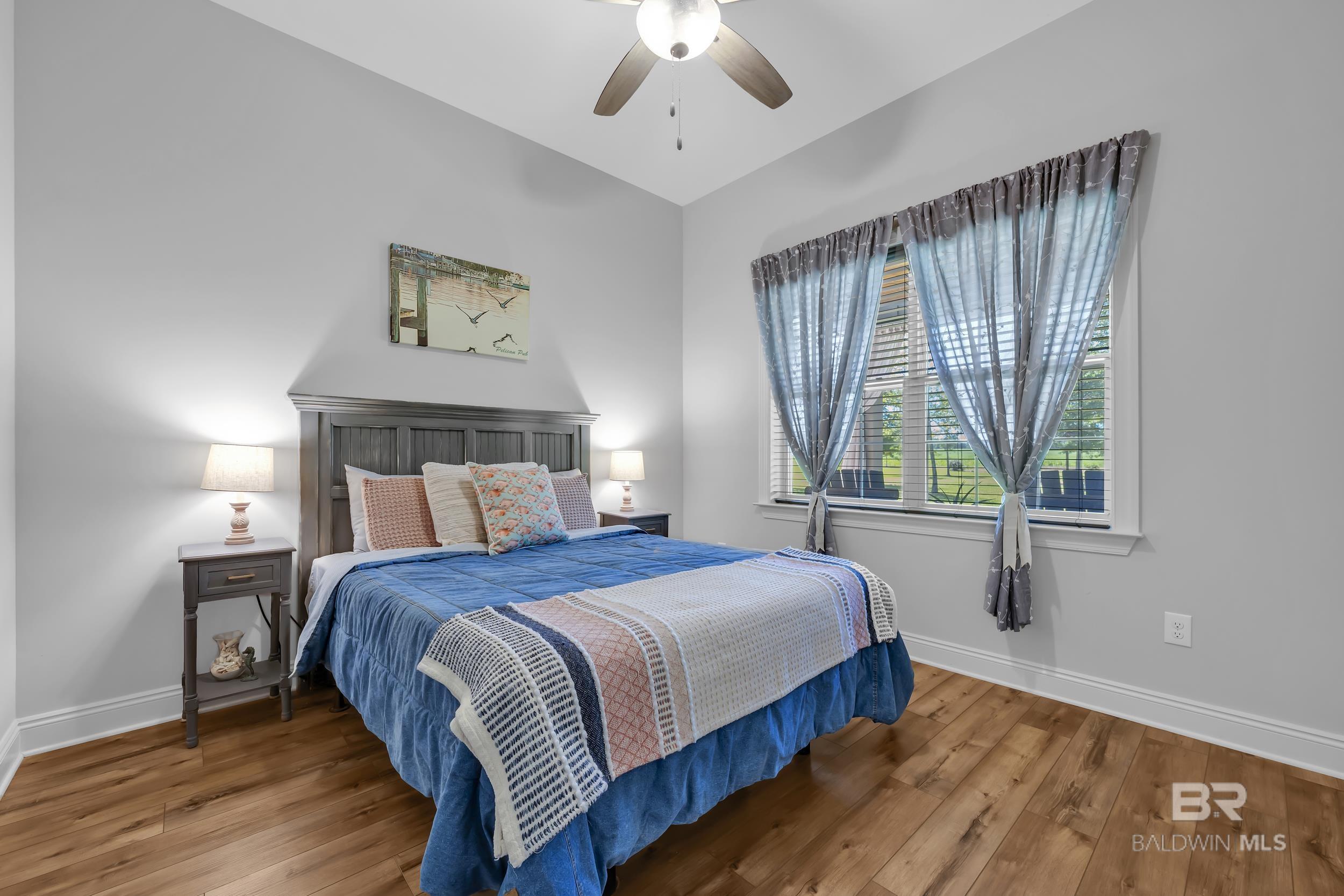 https://zimg.paragon.ice.com/ParagonImages/Property/PG/BCAR/396138/41/0/0/96c11e2194072f9eefe4e3706393588d/7/4f142fec323316dd62b485141e2b9e36/396138-853d354f-f962-414d-809f-36cf46cb9407.JPG