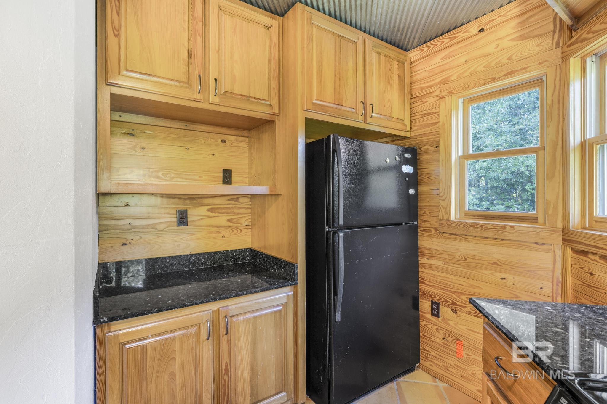https://zimg.paragon.ice.com/ParagonImages/Property/PG/BCAR/396150/15/0/0/da76603e37d97fb991159302b5da5f19/7/1769f69f01614d8426a2d3091b6038c8/396150-a2807cce-ed9b-439a-a8b8-ea4352a5ac8b.JPG