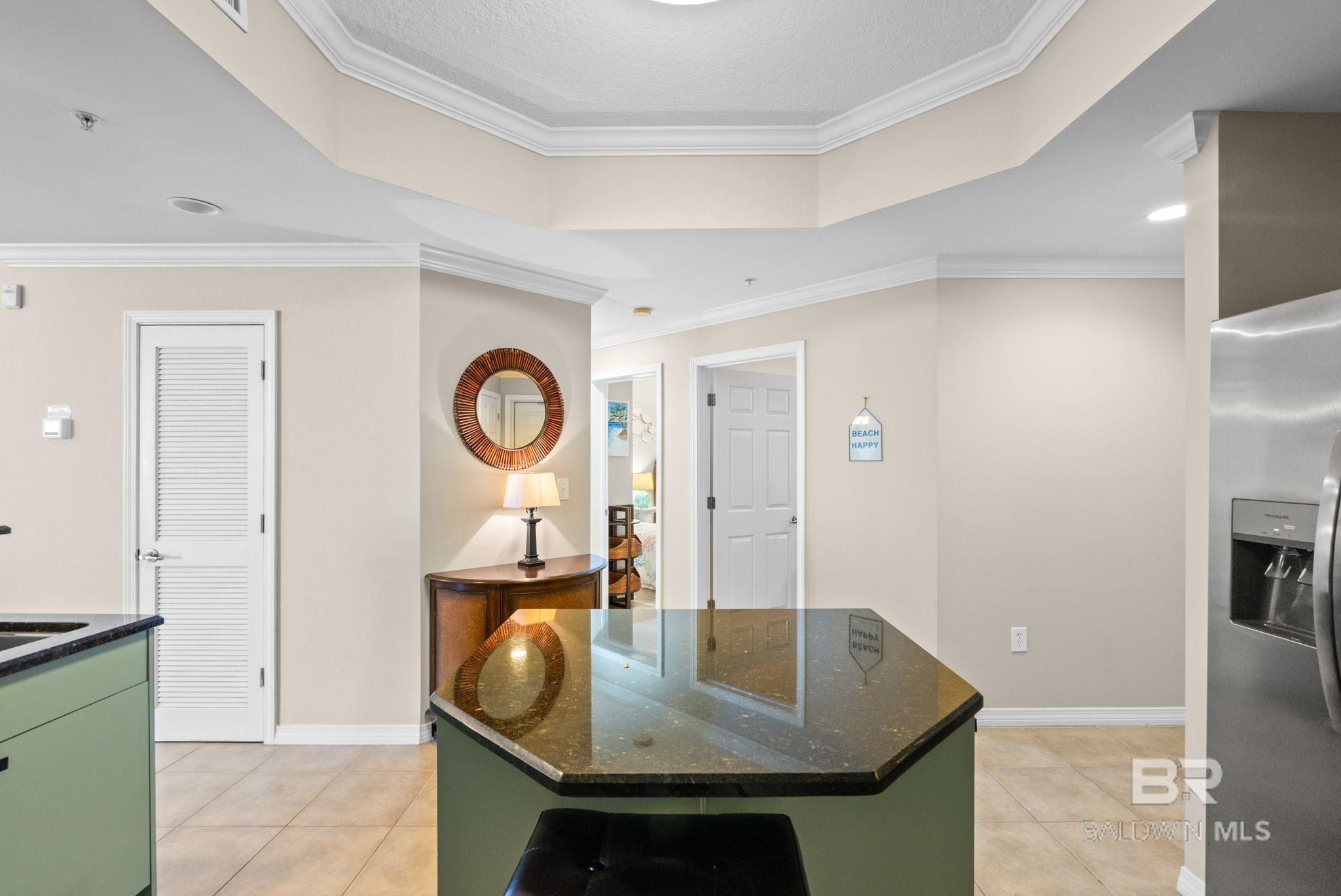 https://zimg.paragon.ice.com/ParagonImages/Property/PG/BCAR/396151/25/0/0/8d76880ceb49547981b4feabeb893afb/7/9b64df5b0f554de7e49e6fa5e9b3febe/396151-68e17df1-1074-44af-b9b2-433be15460e0.JPG
