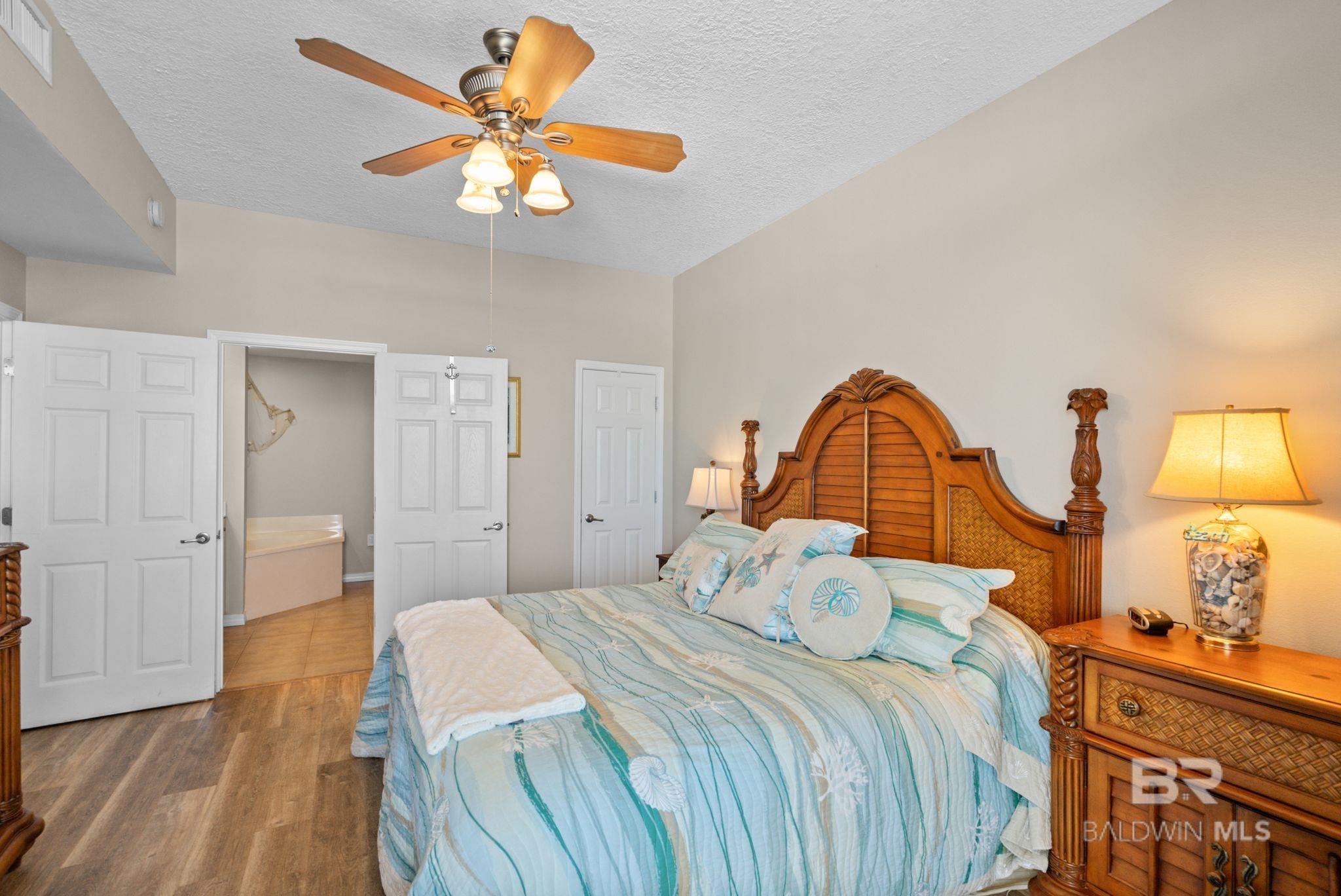 https://zimg.paragon.ice.com/ParagonImages/Property/PG/BCAR/396151/28/0/0/2d57b1d2e50d7b7c66aeffdd34ef4482/7/9b64df5b0f554de7e49e6fa5e9b3febe/396151-de9db090-5192-47db-8b8e-9252c5a22363.JPG