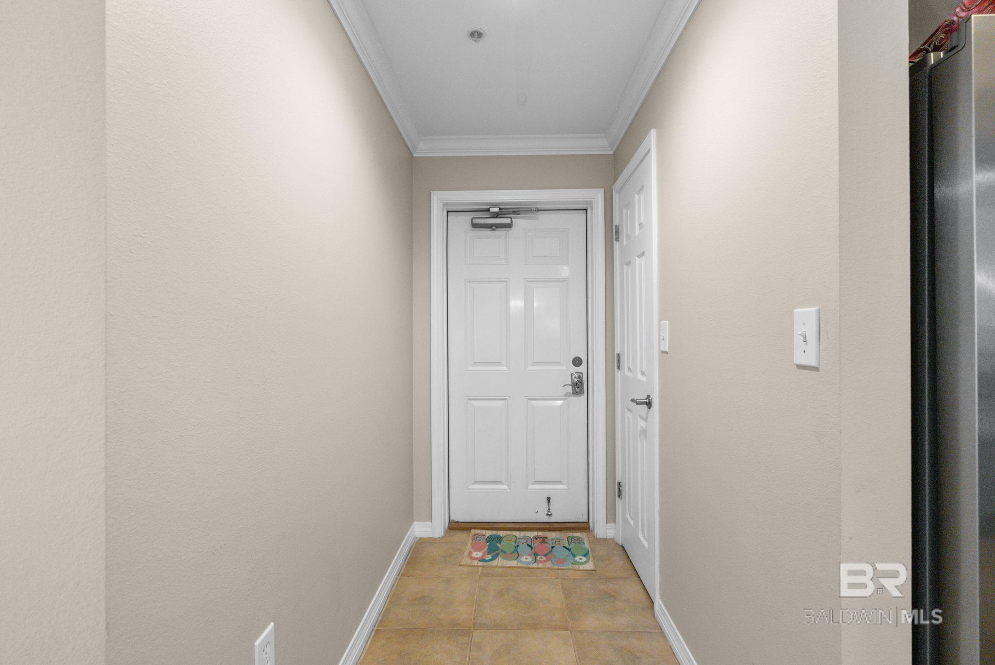 https://zimg.paragon.ice.com/ParagonImages/Property/PG/BCAR/396151/39/0/0/223abea511b0c83677e8eb9c06a19f43/7/9b64df5b0f554de7e49e6fa5e9b3febe/396151-b87a8045-5370-4cb1-bc2d-5bb28e2c677a.JPG