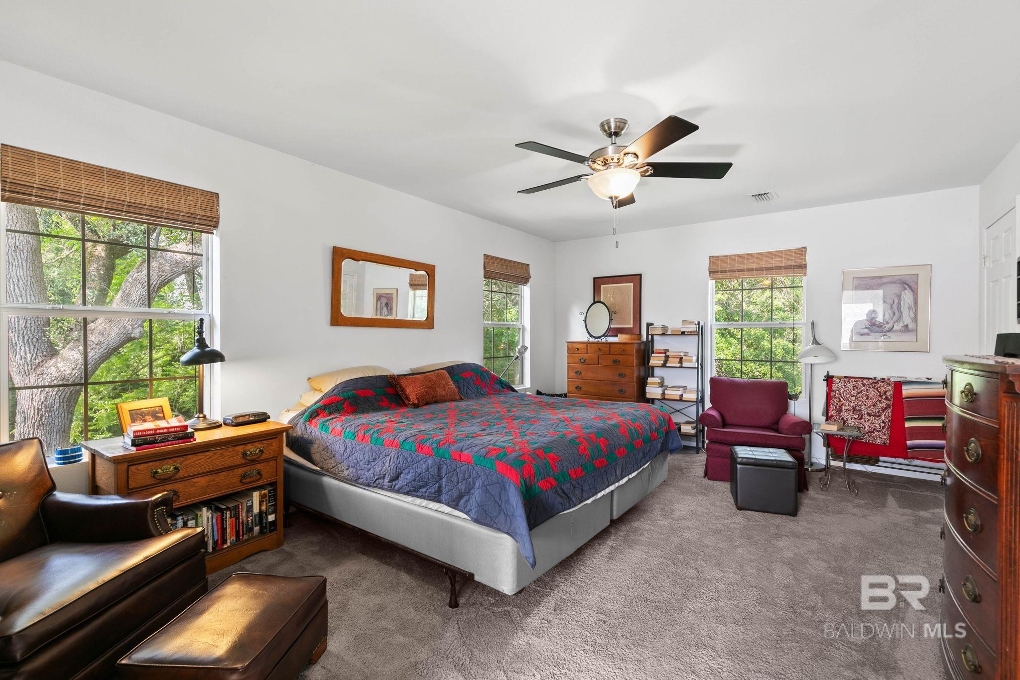 https://zimg.paragon.ice.com/ParagonImages/Property/PG/BCAR/396169/21/0/0/94138e4807d56c60aa40419ebda7abe2/7/698665d3ba5d49388093dfda38049dbe/396169-b35ae64b-7503-4fce-9bac-e25abae79226.JPG