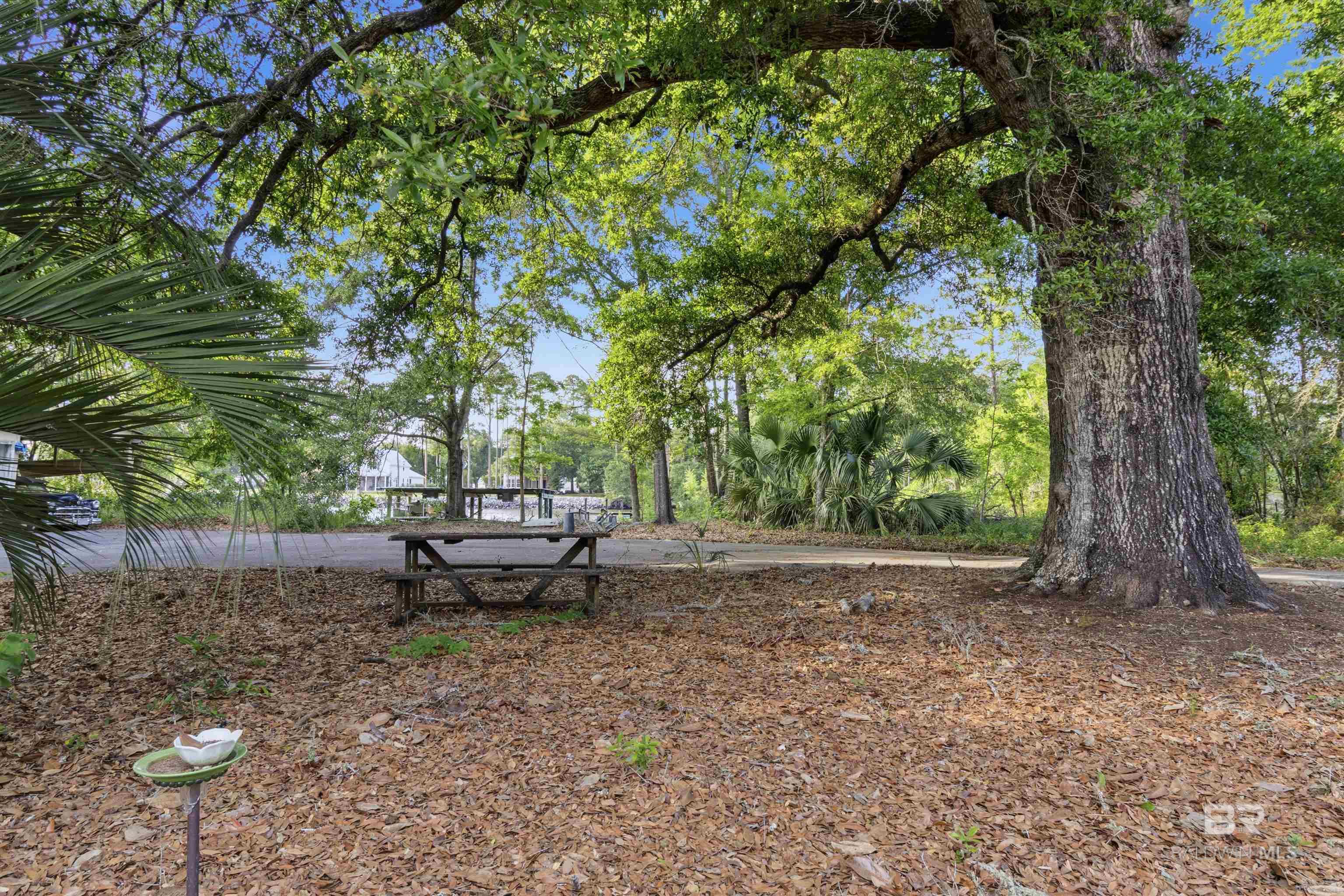 https://zimg.paragon.ice.com/ParagonImages/Property/PG/BCAR/396181/24/0/0/9c4abf7e0eae84426734be533f917b08/7/780d2de60f97613d5a5c6b6006a34173/396181-53482728-3df4-4877-967a-673af698de1d.JPG